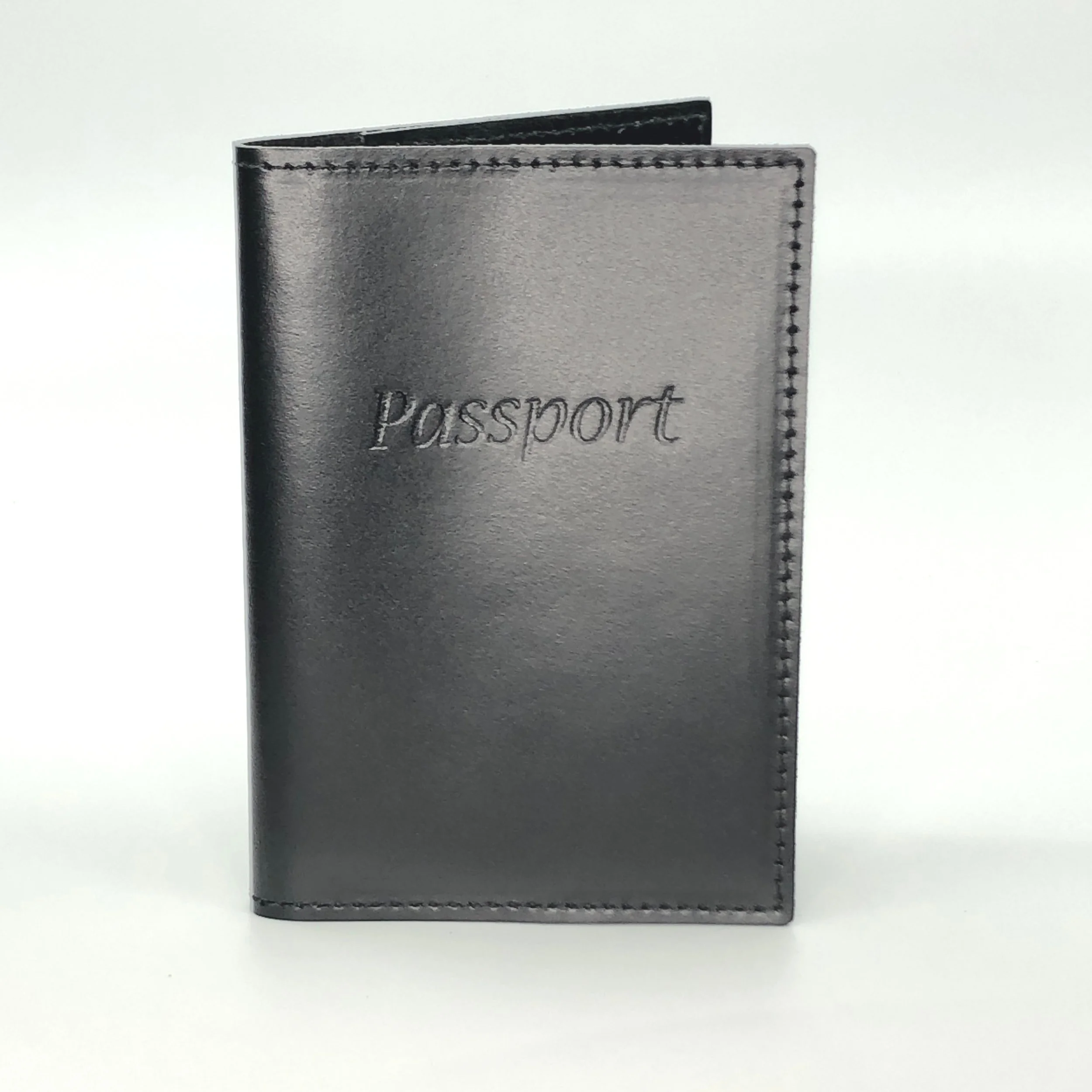 Pinetti+Passport+Case+Smooth+Black.jpg