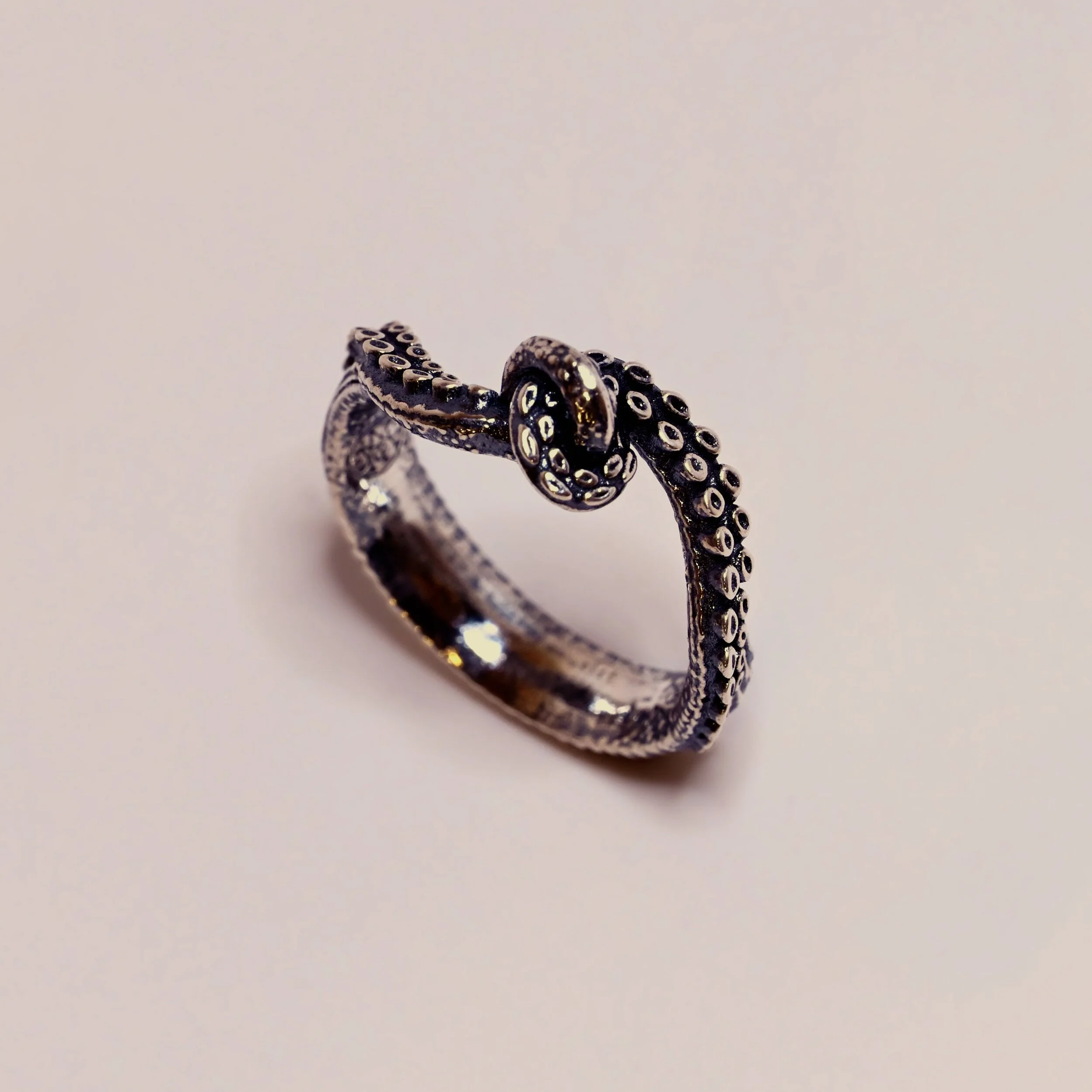 A2E20BE3-B577-4C9E-AD26-5518DC48CAC8