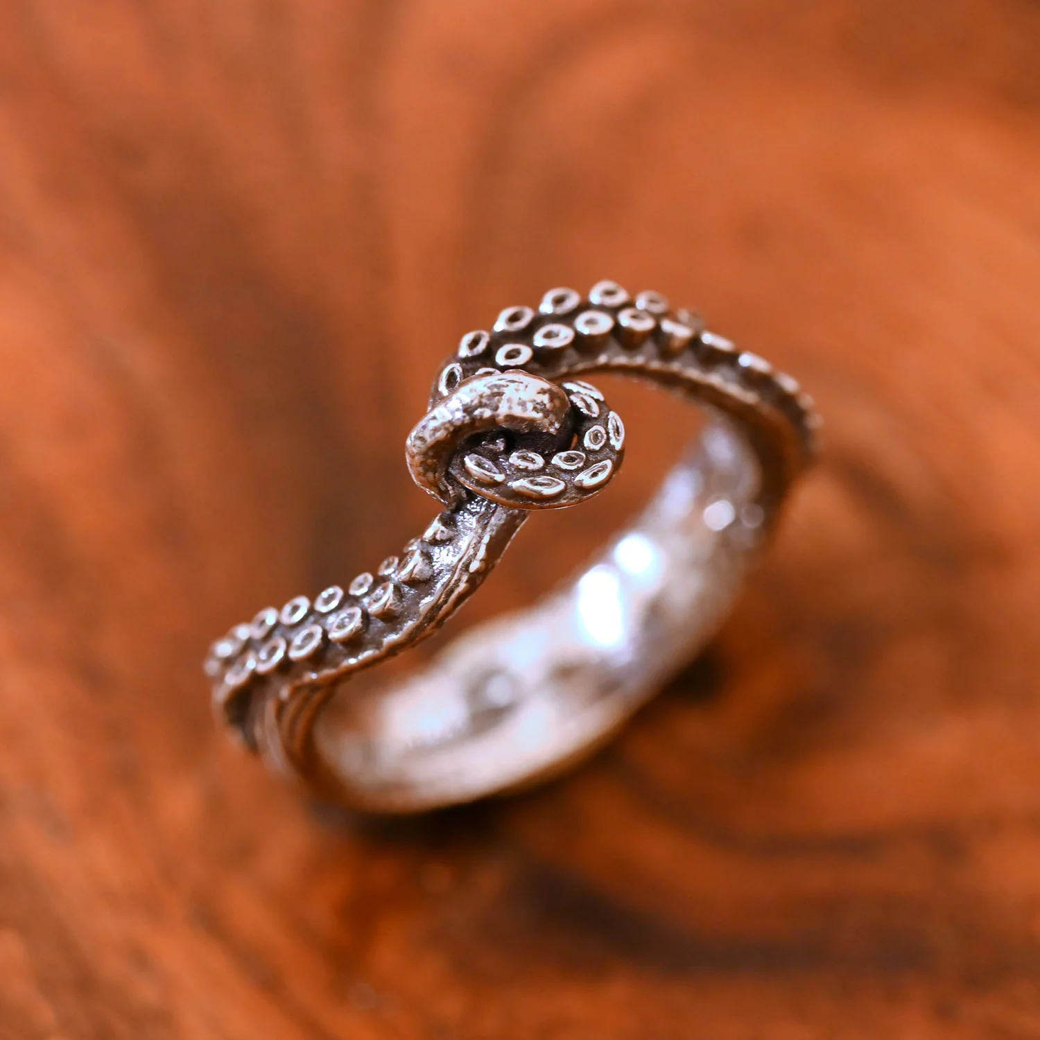 Silver octopus ring deals