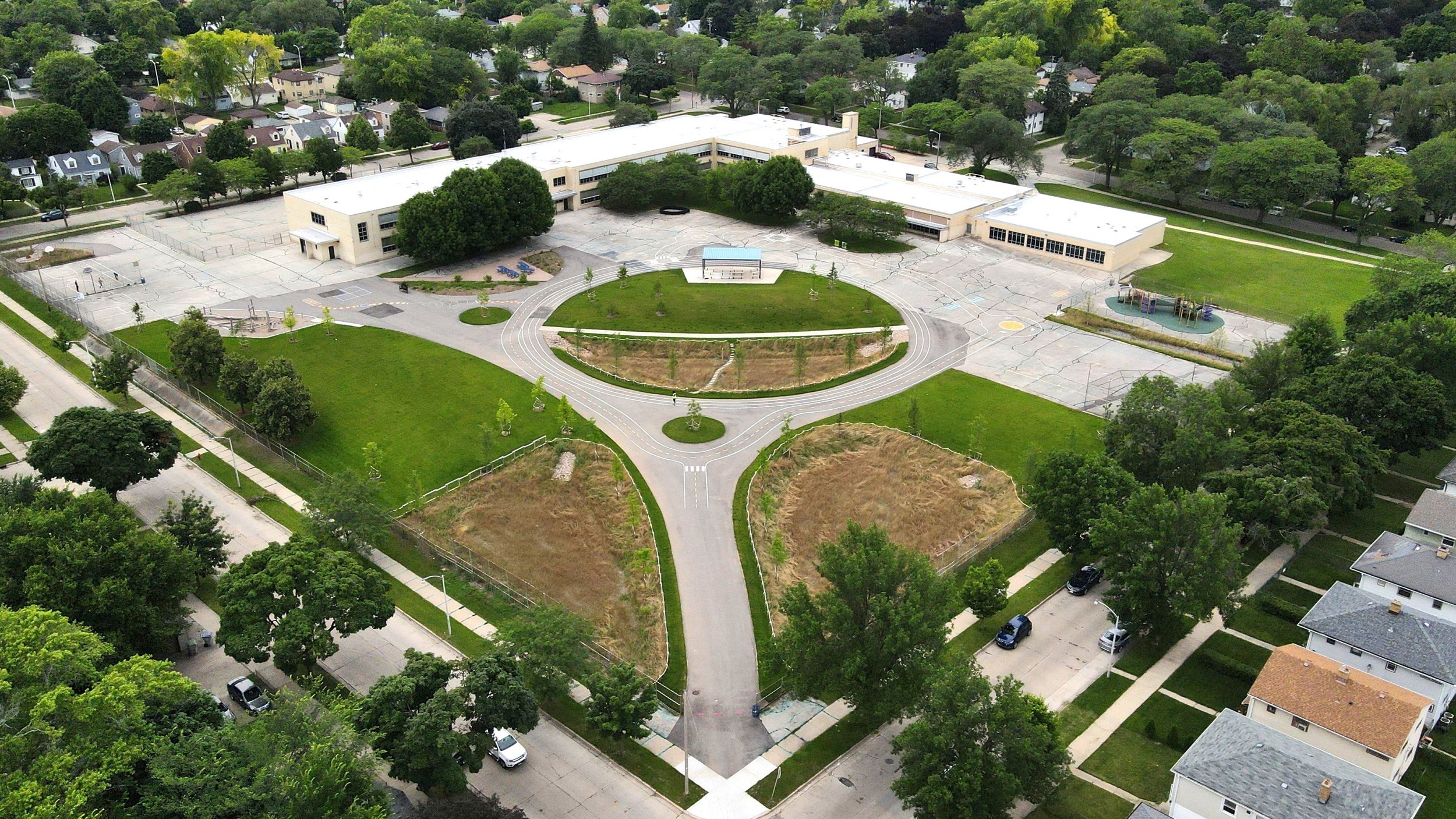 dji_fly_20240709_154222_69_1720560790568_photo.jpg