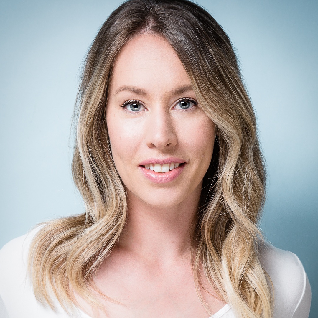 Andrea_Houssin_Headshot.jpg