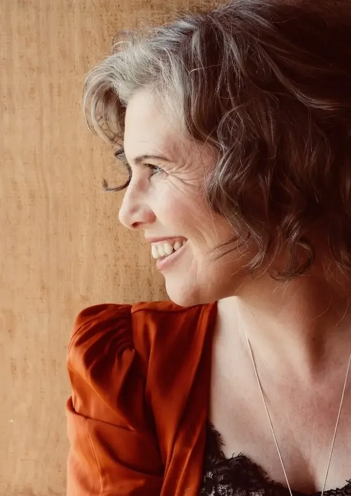 Mary Reynolds headshot