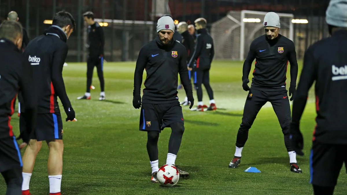 FC Barcelona Training - Possession Practices