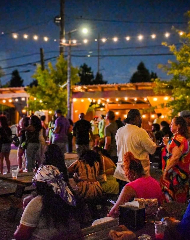 People enjoying Smoove Fest out at Broadside NOLA.