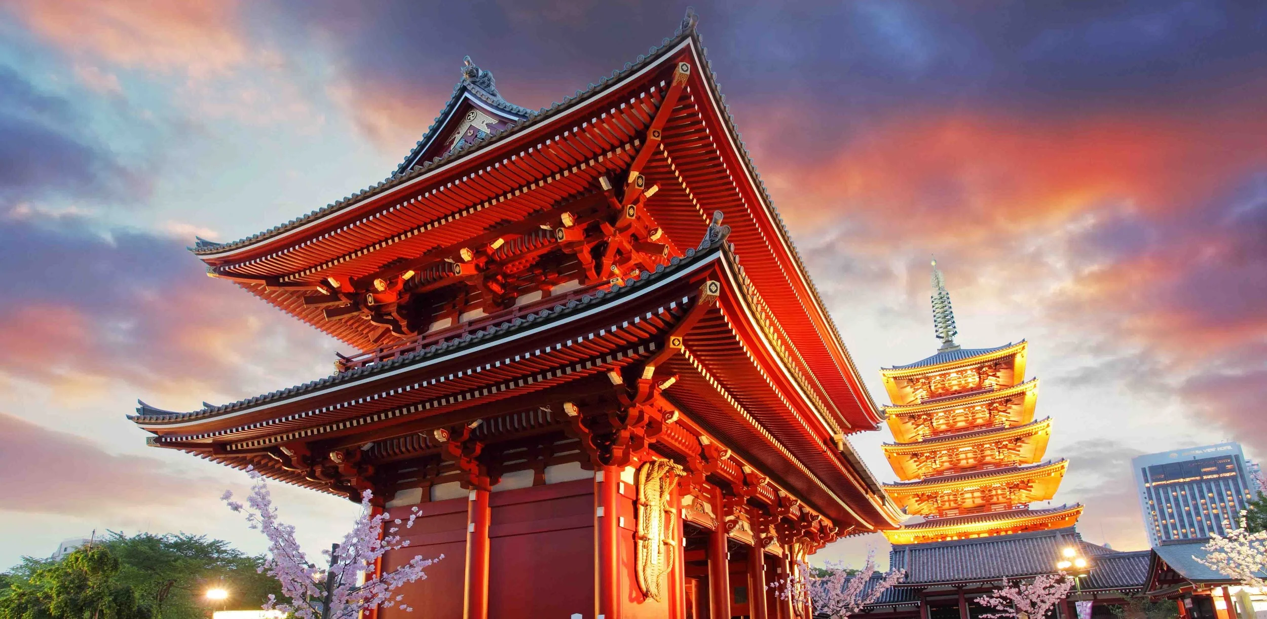 Tokyo-Sensoji-ji-Temple-in-Asakusa-Japan.jpg