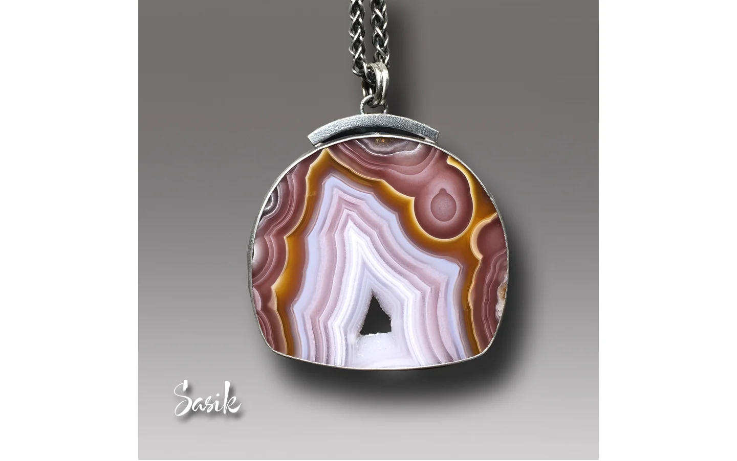 AGUA NUEVA COLLECTOR PENDANT