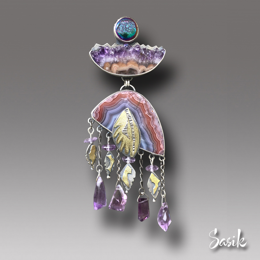 RAZZLE DAZZLE PENDANT.jpg