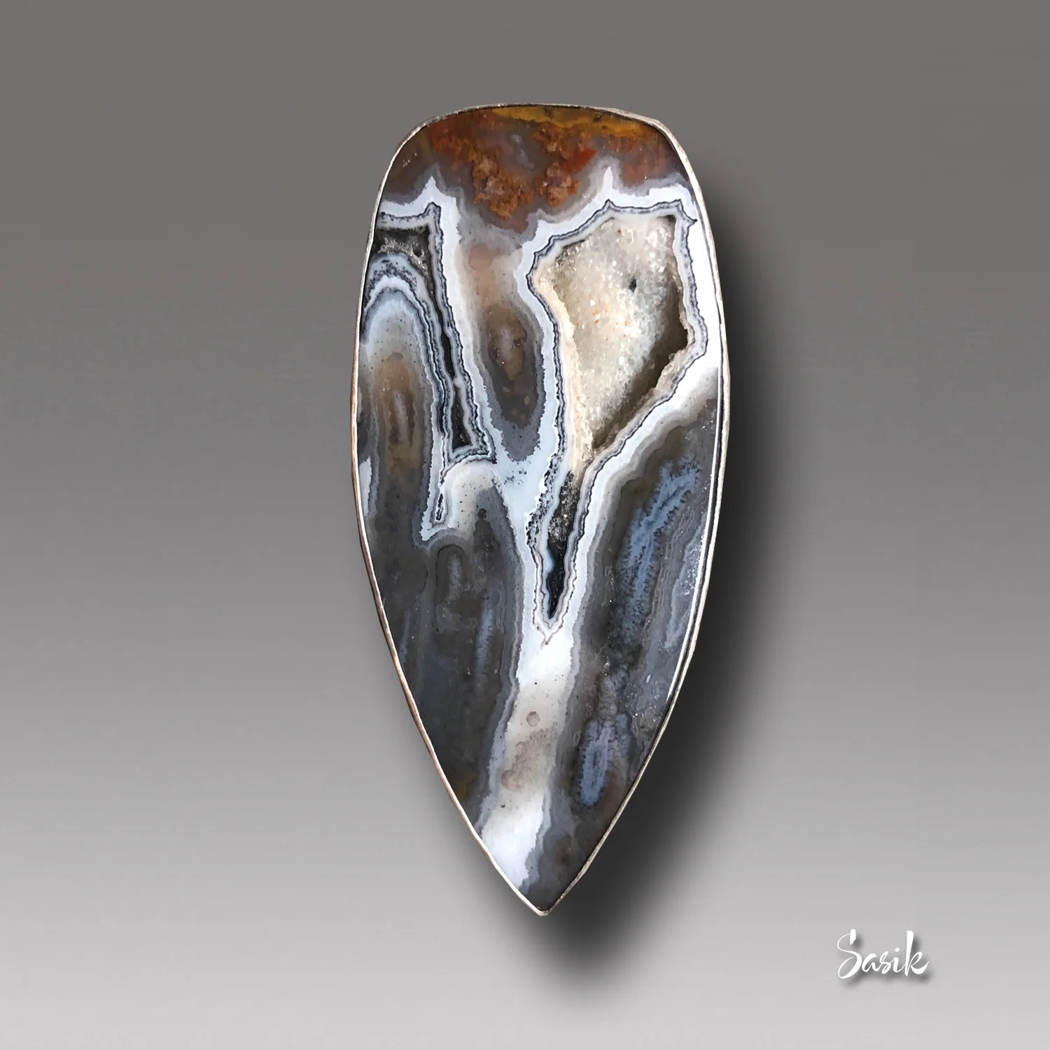 piranha pendant sasik.jpg