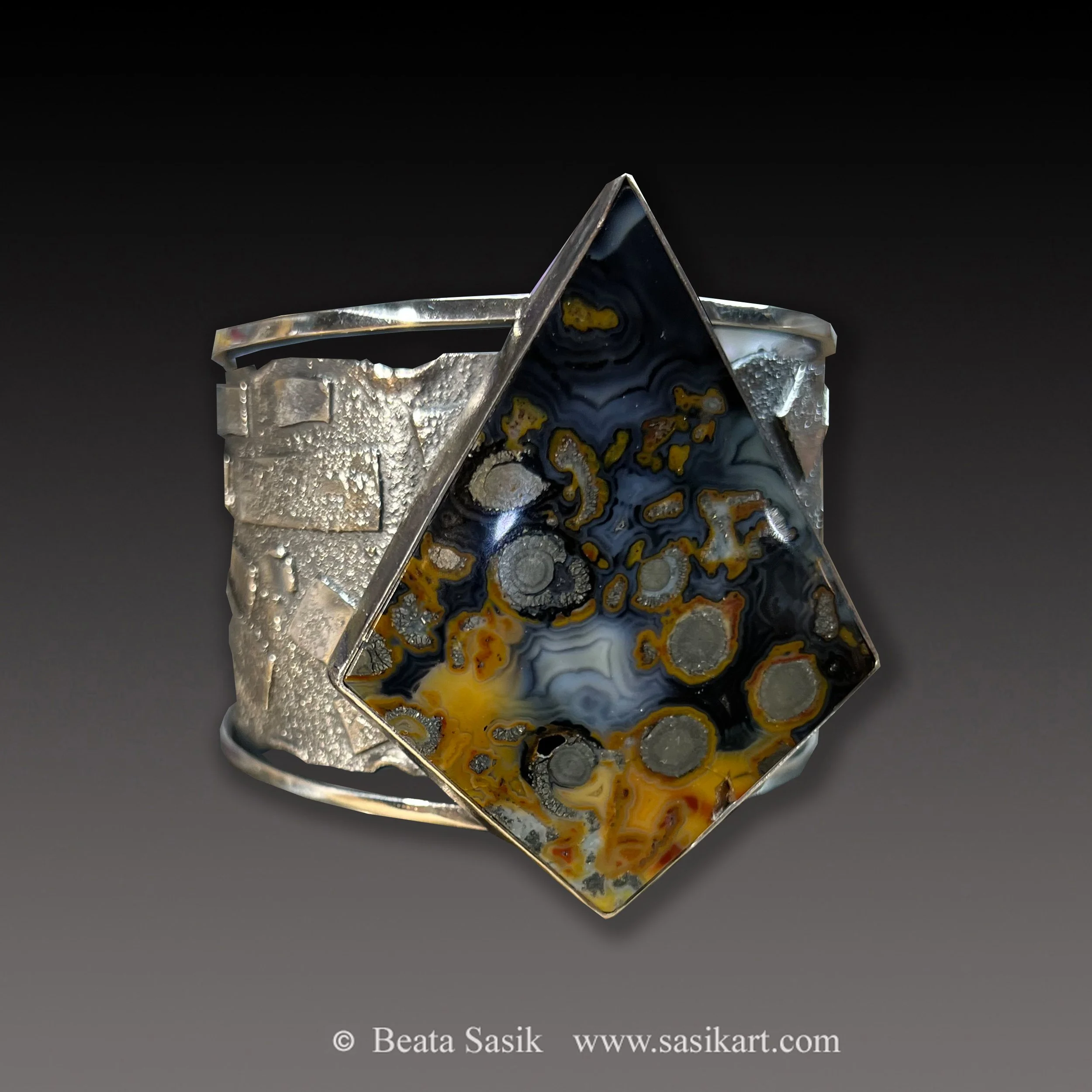 marcasite indo cuff sha.jpg