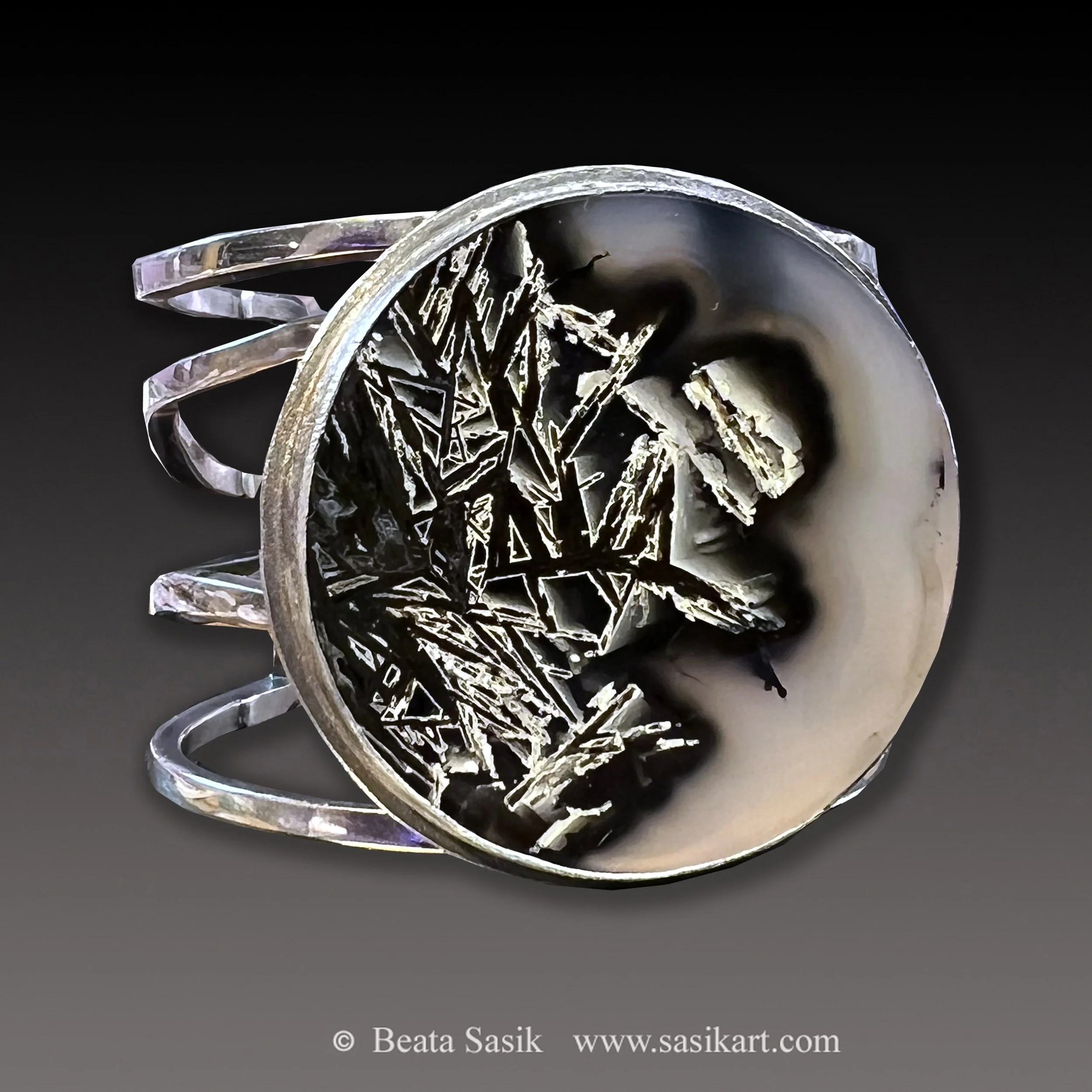 ROUND PIRA SASIK JEWELRY.jpg