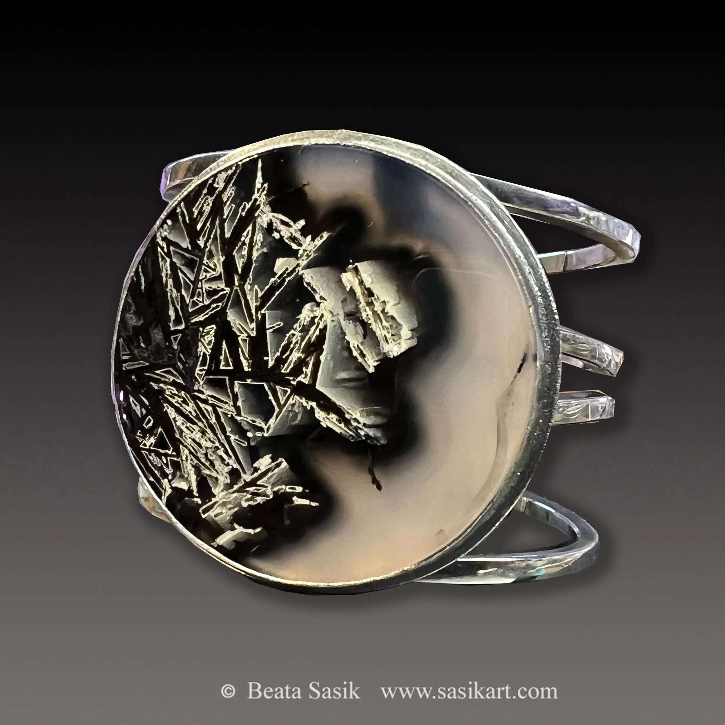 ROUND PIRANHA SASIK JEWELRY.jpg