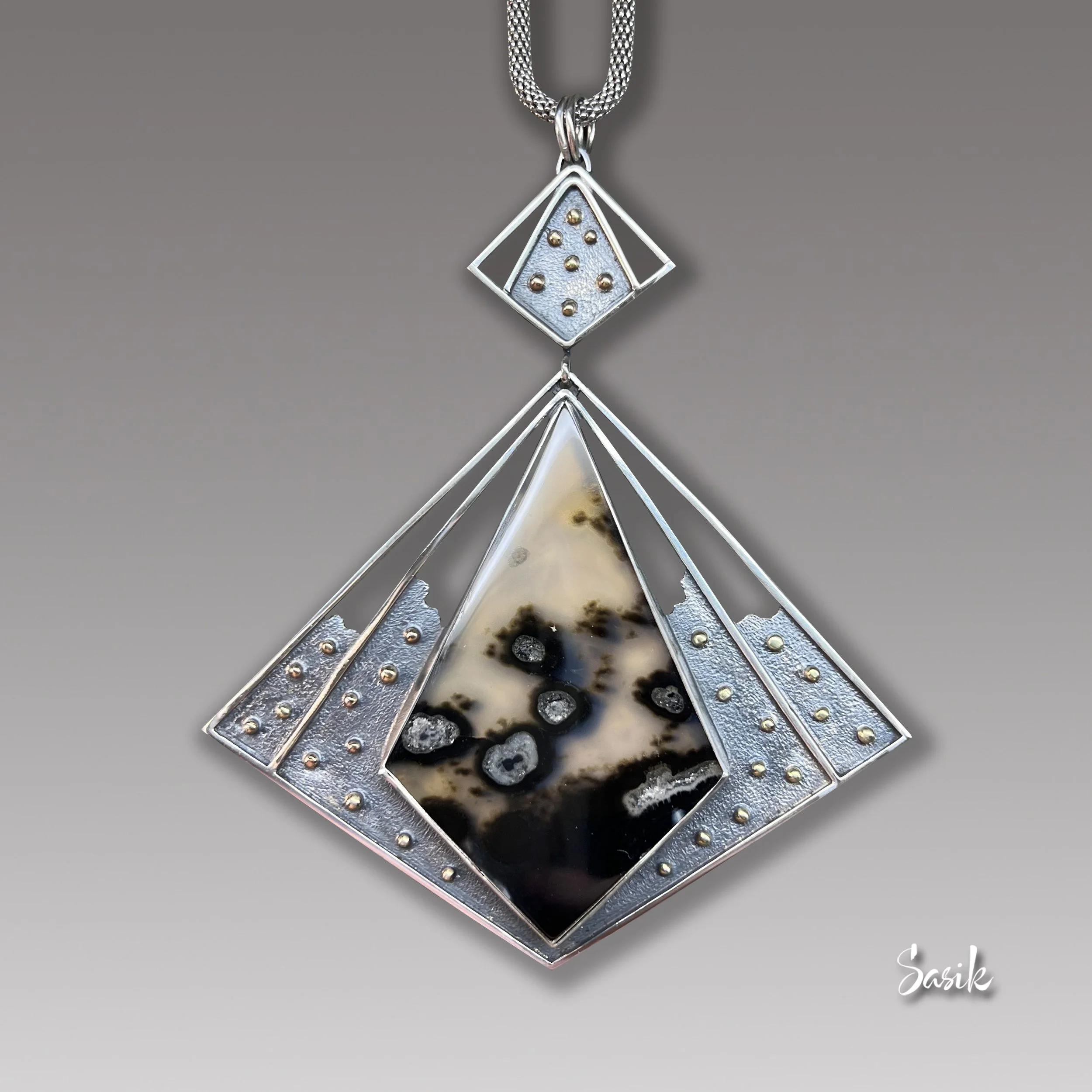 TWINKLING STARS PENDANT.jpg