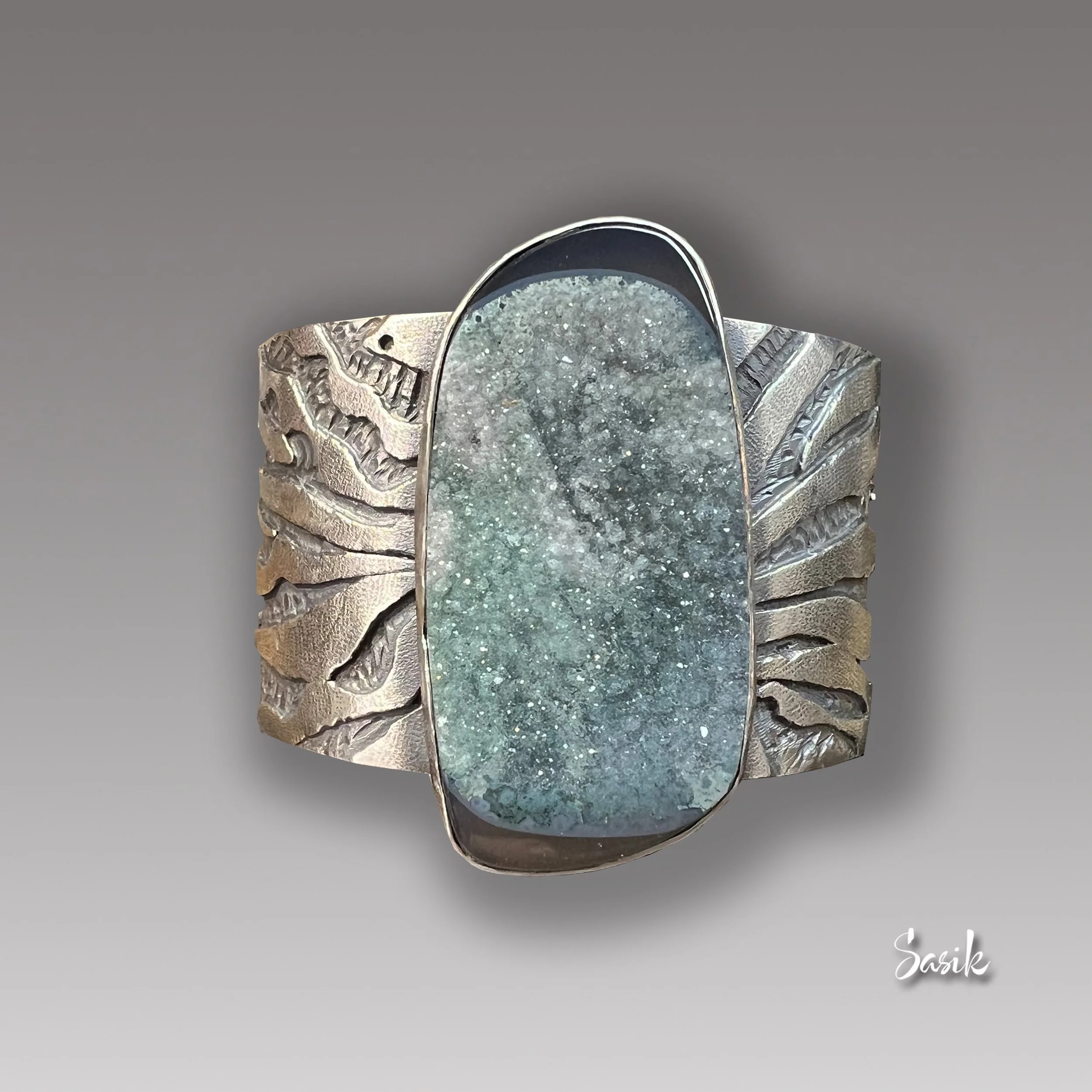 AQUA BLUE DRUZY CUFF SASIK.jpg