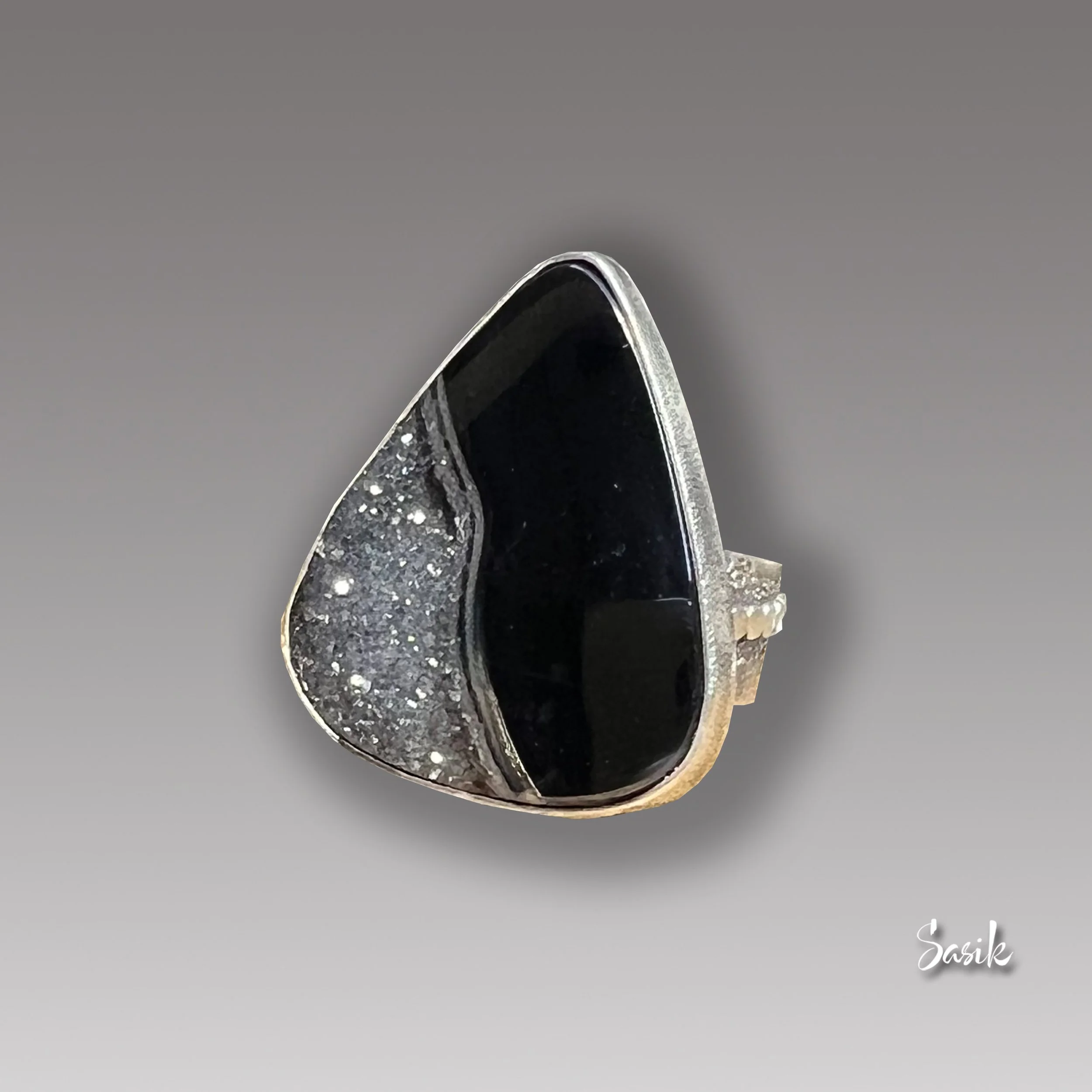 BLACK DRUZY RINGGG SASIK.jpg