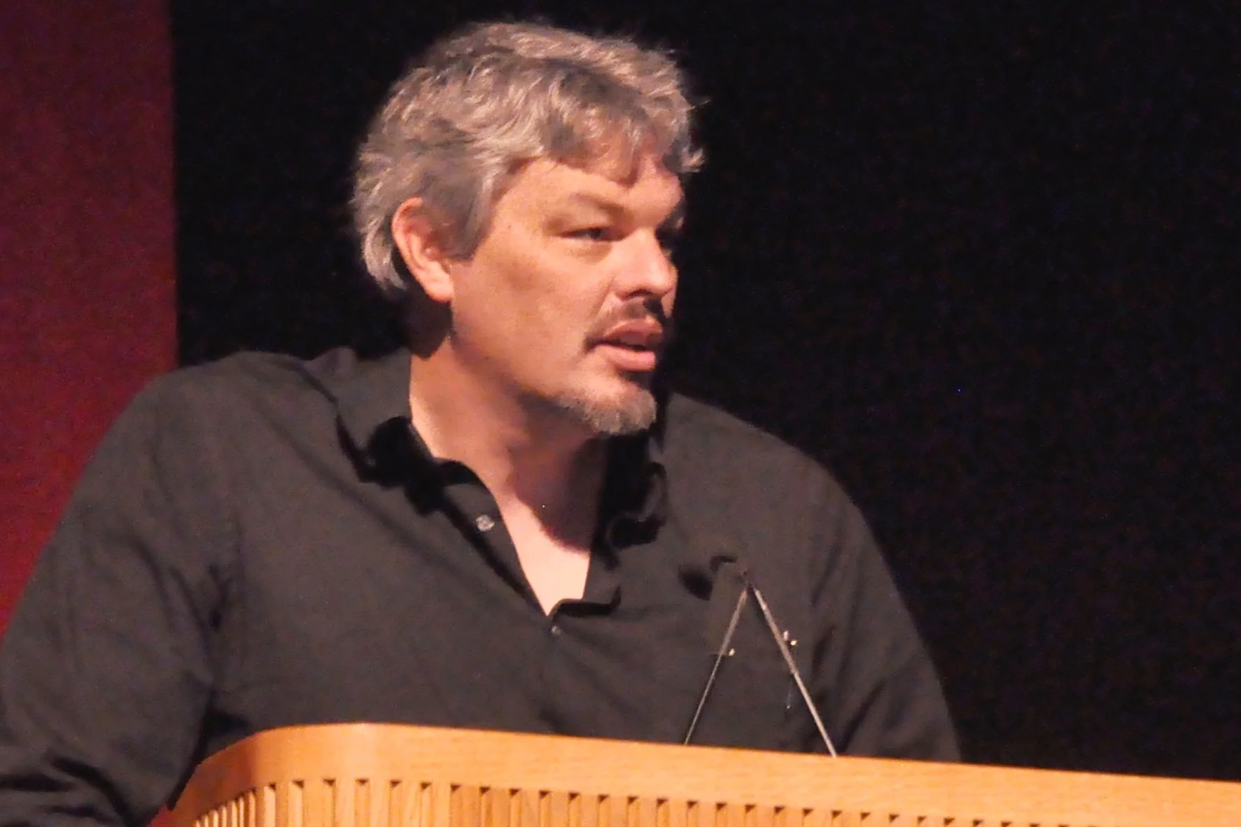 Ian Hunter: Co-Founder New Deal Studios