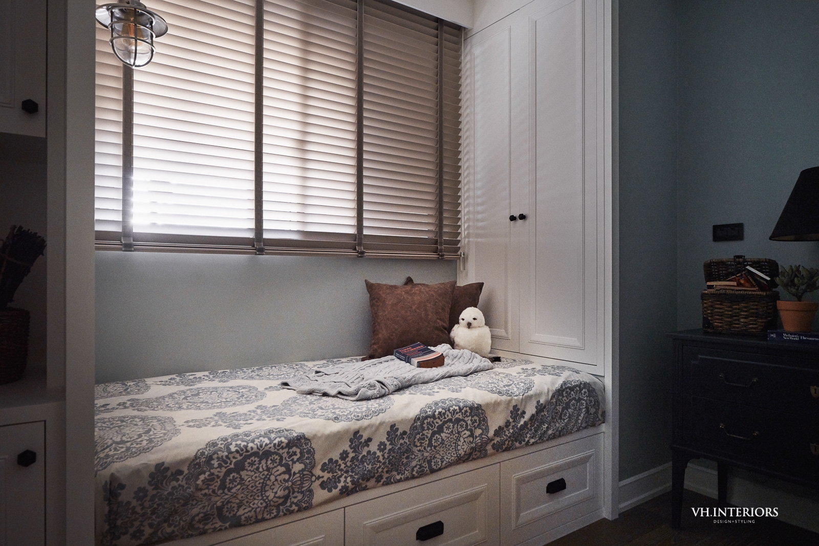 VH_ApartmentWithDog-670.jpg