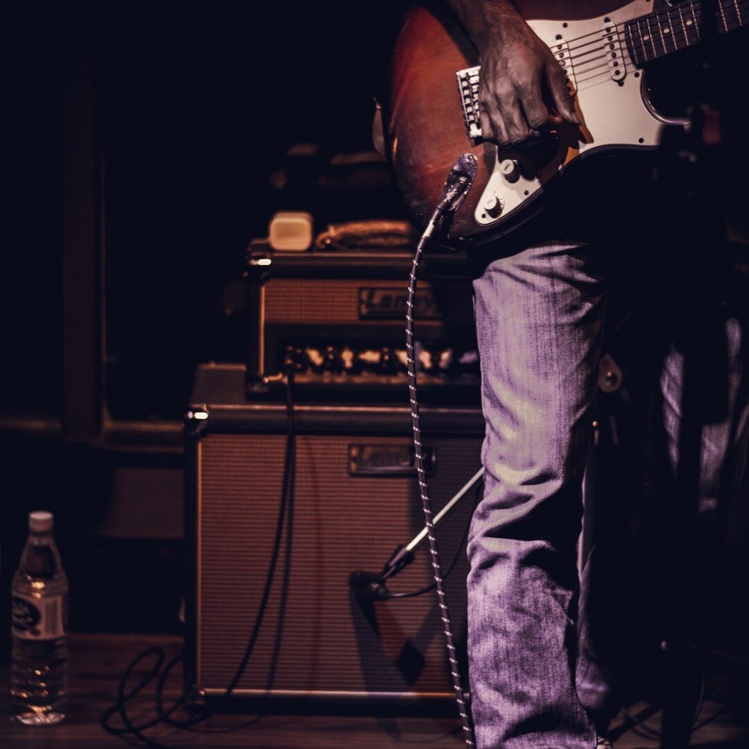 Interested in taking music lessons? To learn guitar, base, beginner piano or music production go to www.mobler.co.za

#moblerstudio #guitarlessons #musiclessons #whywedowhatwedo #recording #recordingstudio #music