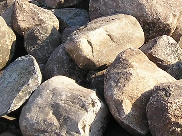 boulders.jpg