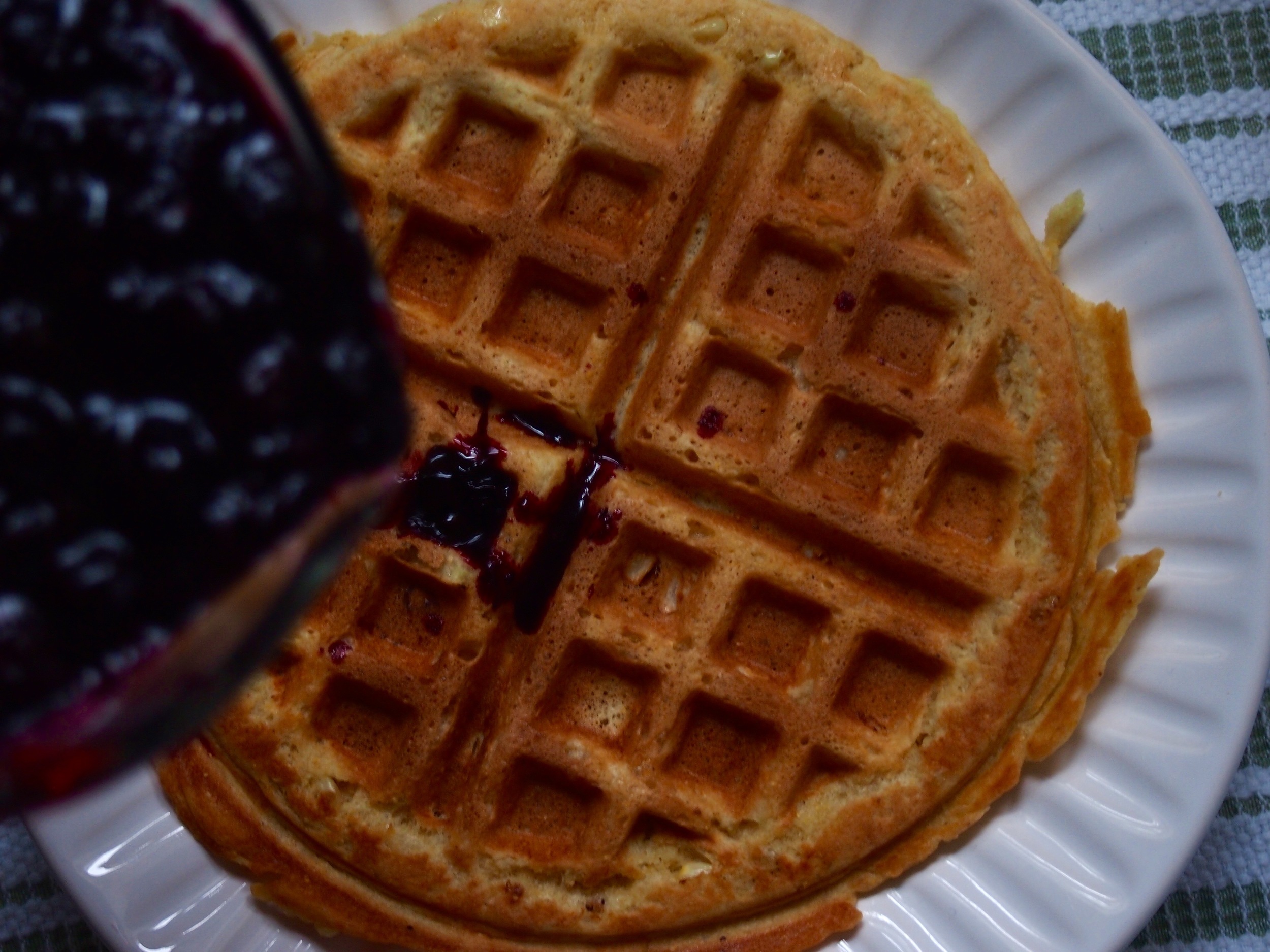 impending drizzle (weather report or waffle report? No one knows.)