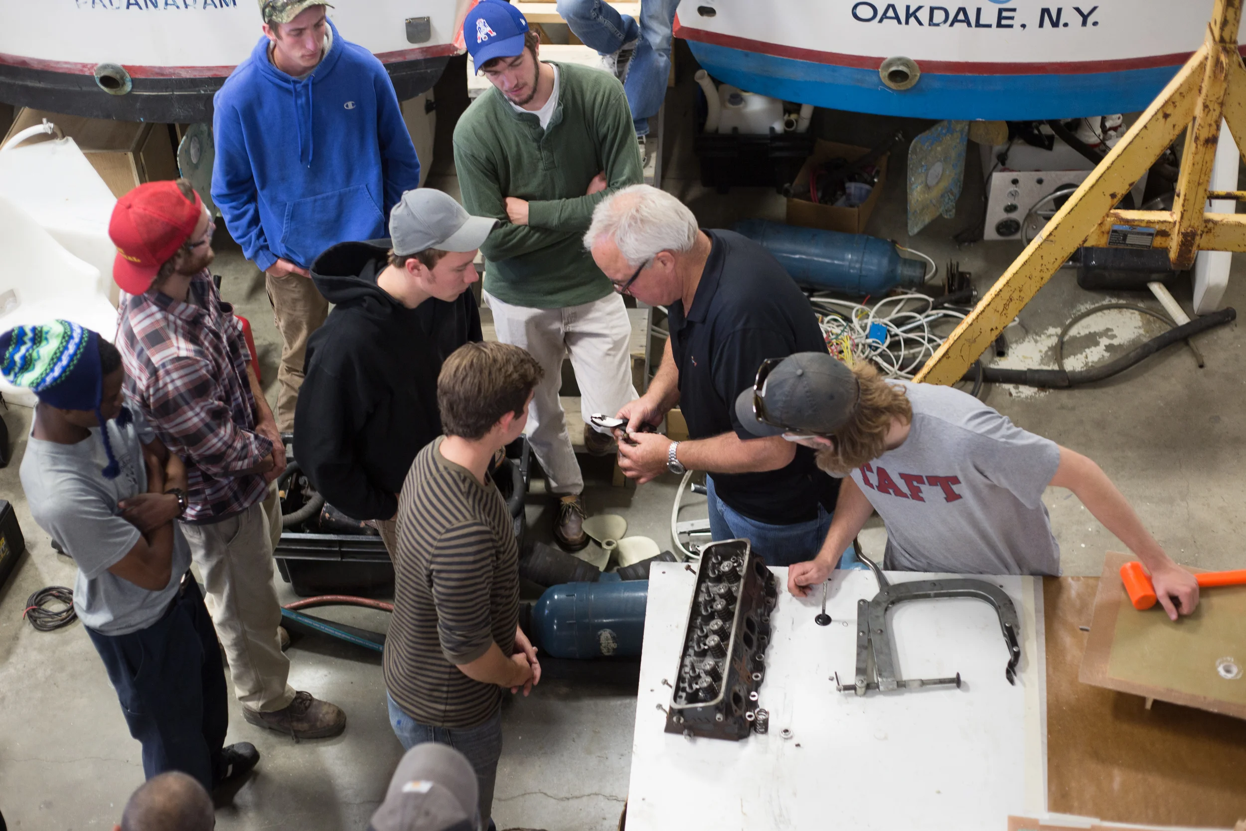 IMAGINE - DESIGN - BUILD - OPERATE Yacht Design · Wooden Boatbuilding · Composite Boatbuilding · Marine Systems An unrivaled diversity of Marine Industry Technology education Explore Programs