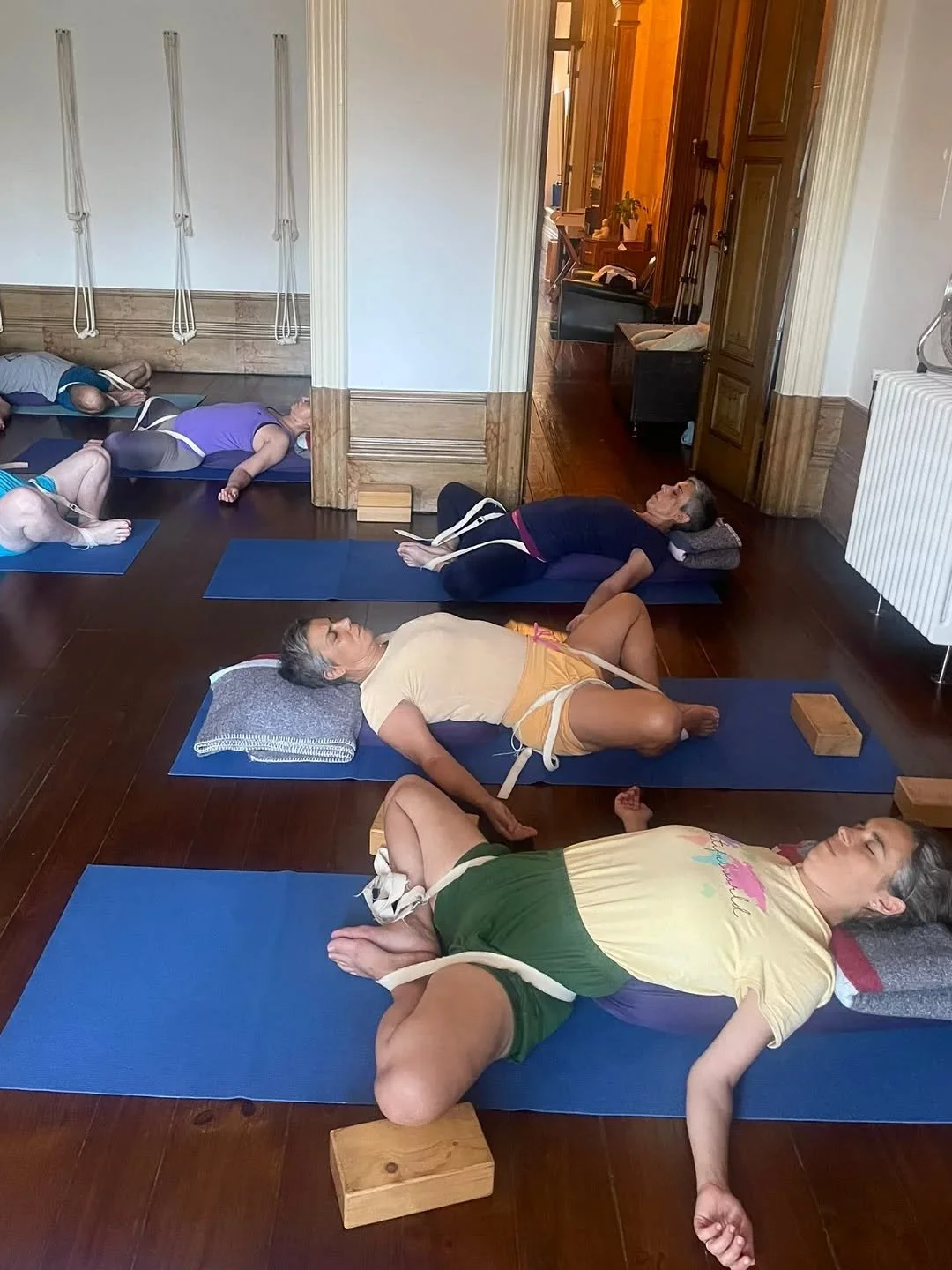 "Yoga is the cessation of the fluctuations of the mind" -  the classic definition of yoga from Patanjali's Yoga Sutra 1.2, which we have specially focused in Recuperative and Pranayama classes this week 
🙏 
.
.
.
.
.
.
.
#yoga #i