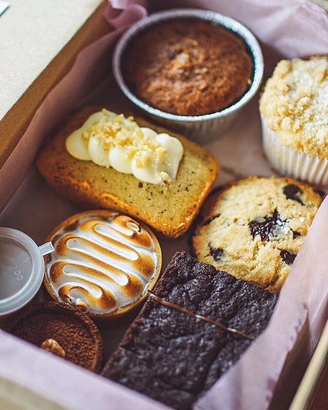Thank you guys for the overwhelming response for TDP&rsquo;s second Stay Home Dessert Pack once again! 🙆🏻&zwj;♀️💕 I hope these boxes have brought you, your friends and your families big smiles and happy bellies! 📷: @visual.editor