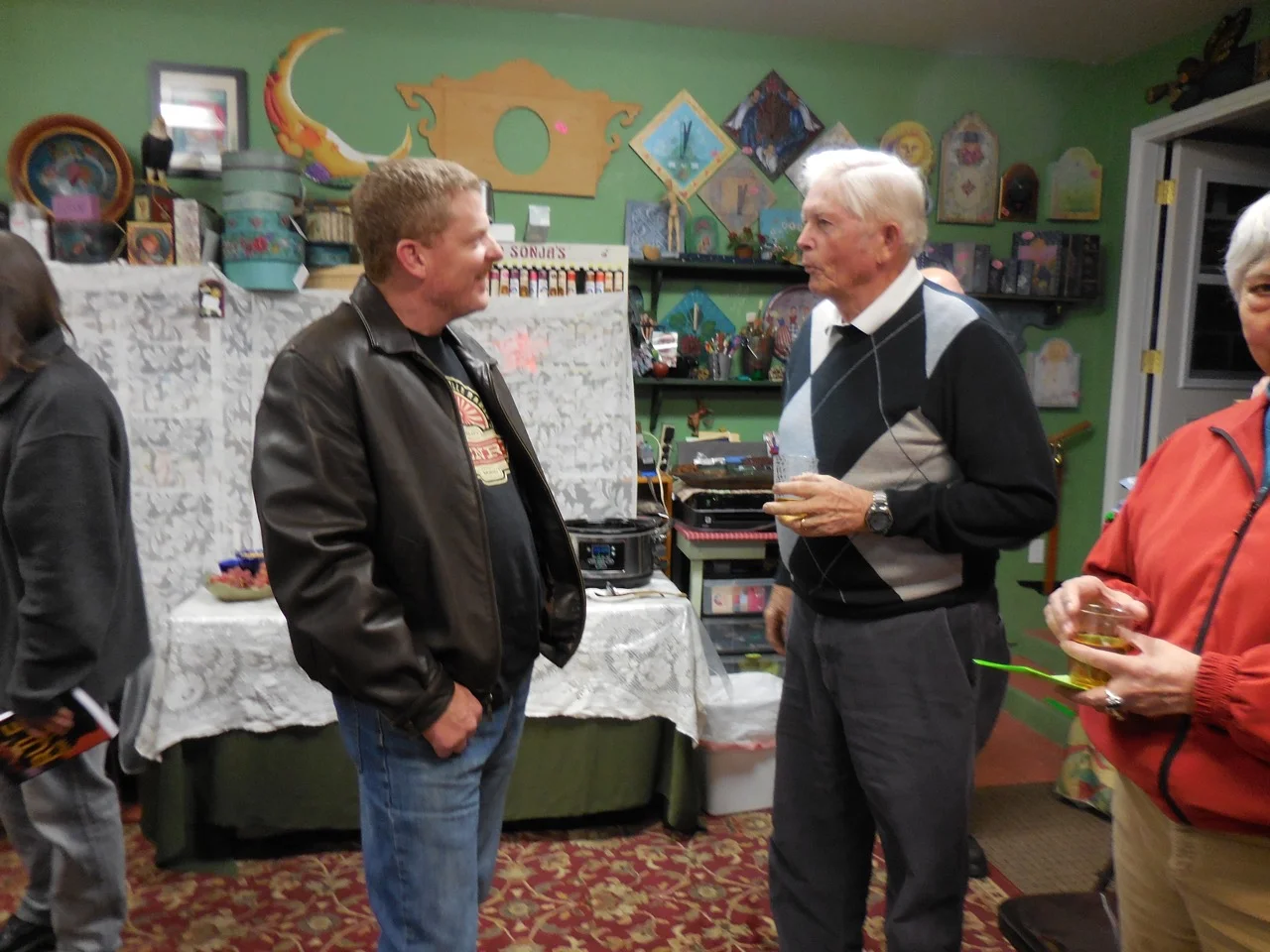 07-Candid Room5.JPG