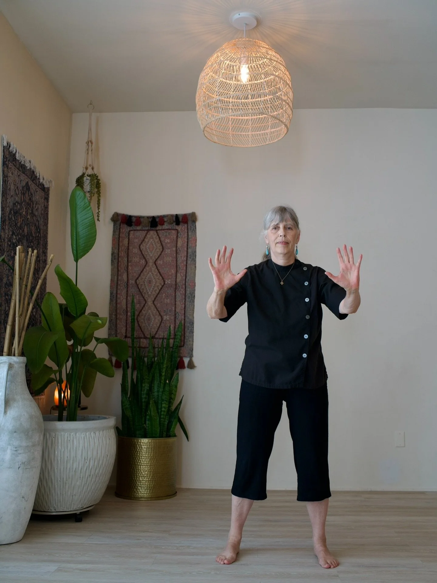 Lili is a Certified Shiatsu Therapist and teacher, as well as a Healing Tao Instructor in Tai Chi, Qigong and Meditation. With Over 30 years of experience, she is also a faculty instructor at the Center for Shiatsu in Copenhagen, Denmark. In 1979, sh