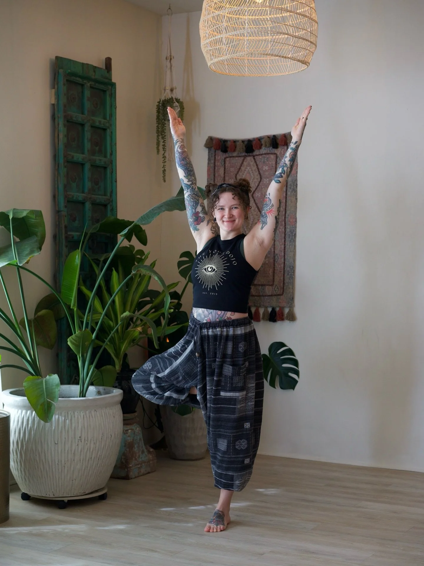 Join our YTT (soon to be grads) all weekend long for their final demos! All demos are 45-minutes long complimentary or donation-based. Donations will go to providing our studio with an AED.

Saturday, 3/28:
12:30-1:15p with Jillian @jxrochelle 
1:45-