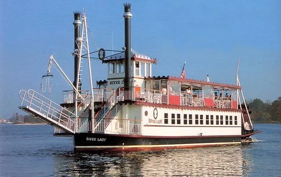 the-elegant-river-lady.jpg