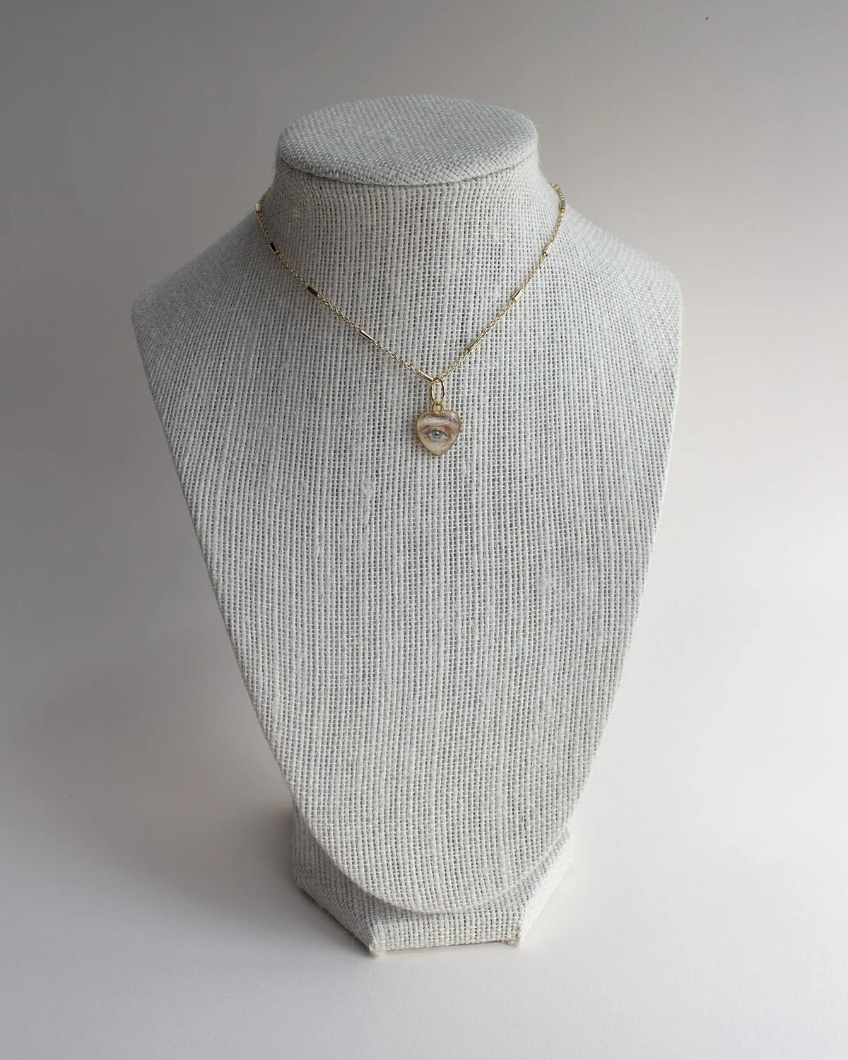 LauraShull_Necklace_2a.jpg
