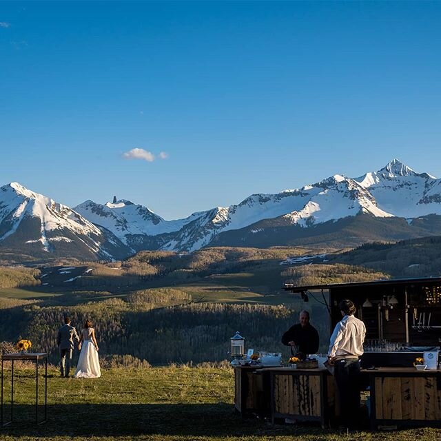 Love is in the air and WolfPig has the best view in the house 💕Happy Valentine's Day. Reach out to book our '57 Ford for your next event:&nbsp;https://www.wolfpigbar.com/
*
#wolfpigmobilebar #cocktails #mobilebar #telluridewedding #wedding #tellurid