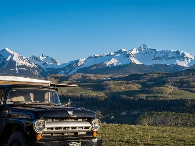 She's a mountain girl, helping folks get 🍸 since 2016. Book WolfPig for your next event when this is all over! https://www.wolfpigbar.com/
*
Stay healthy and stay positive!
*
#wolfpig&nbsp;#wolfpigmobilebar #cocktails #mobilebar #telluridewedding #w