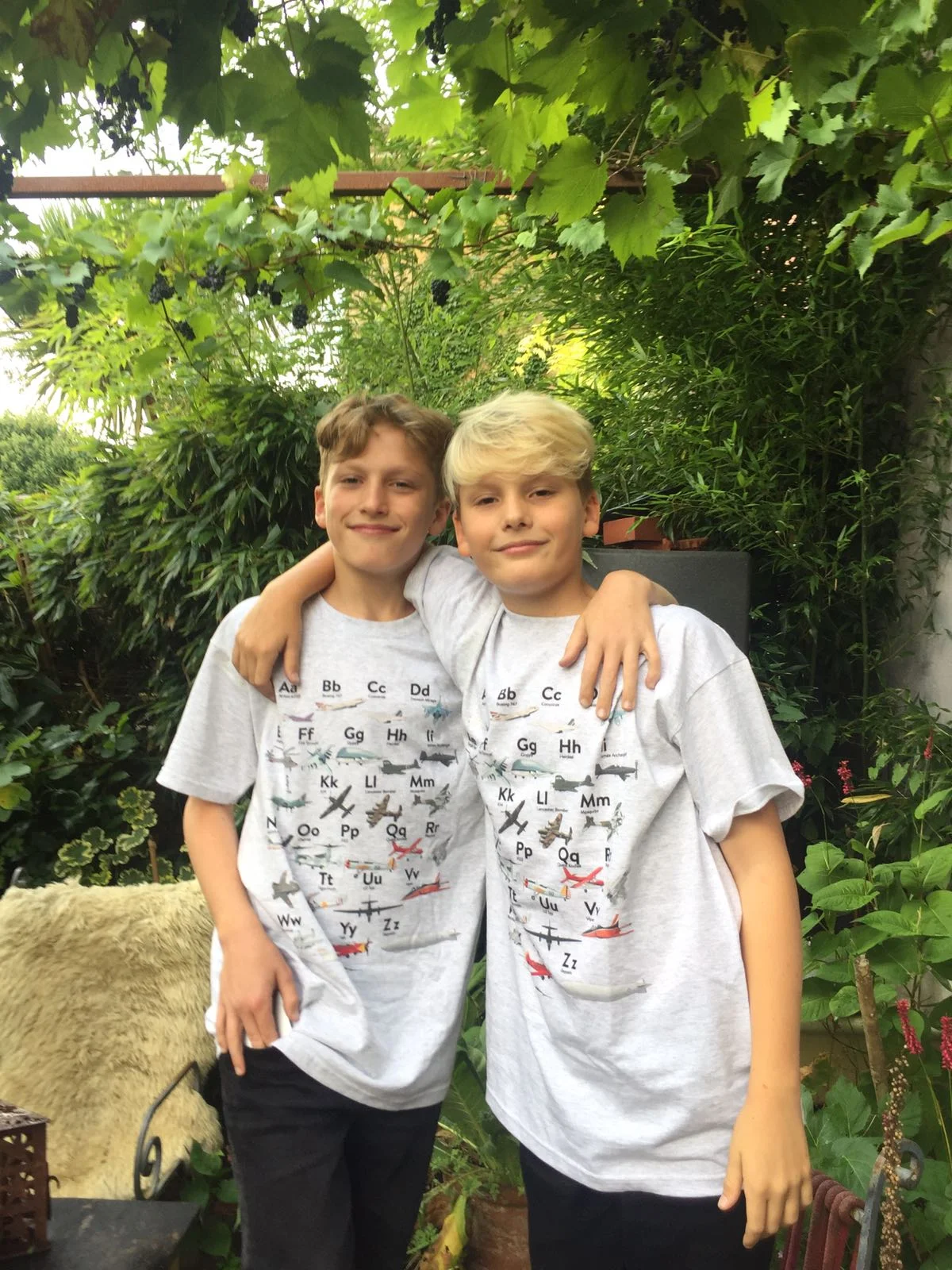 PLANE TEES
