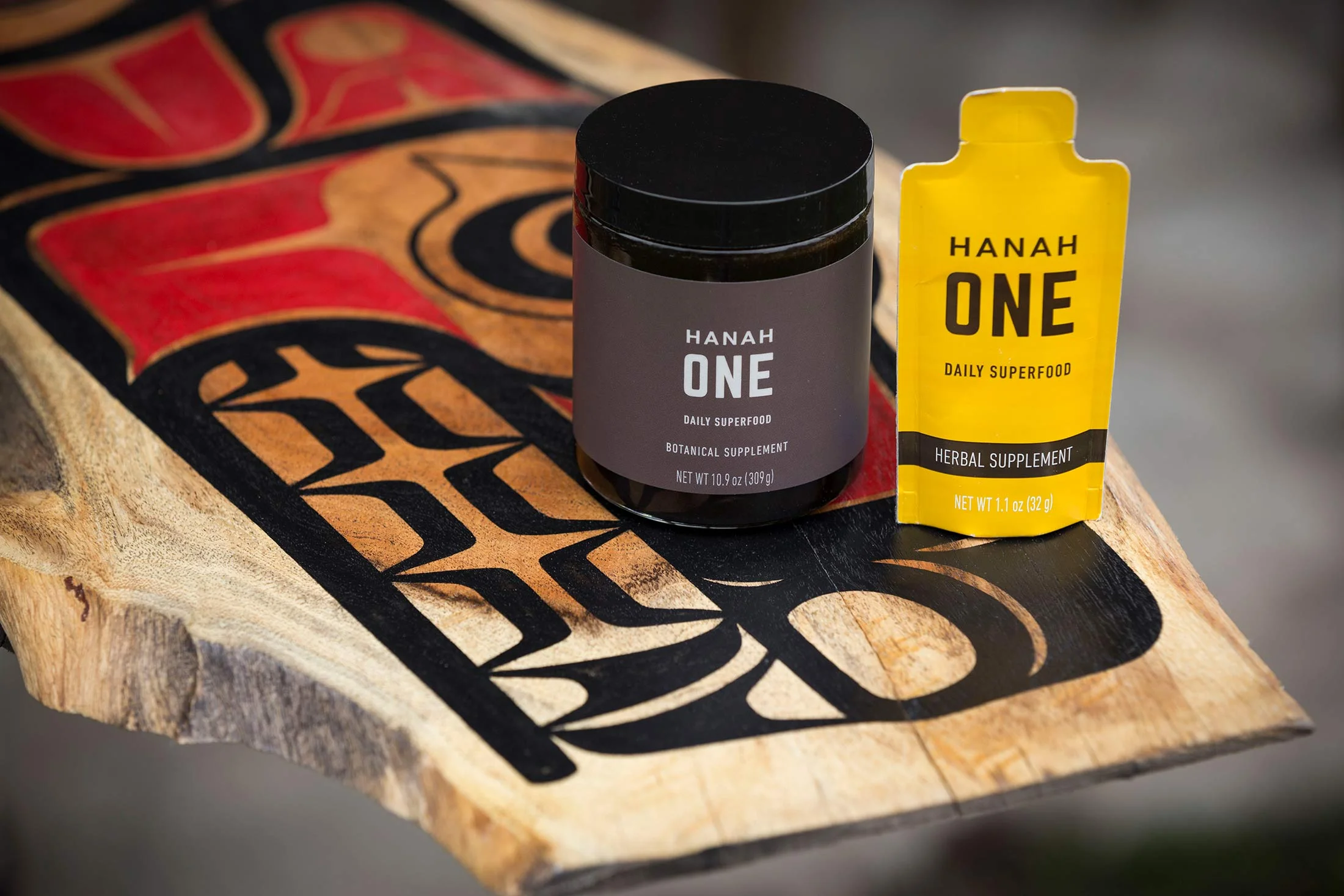 Thank you Hanah for keeping us going! Daily Essentials for your health (Click their logo on our site) / photo: Ian Tetzner