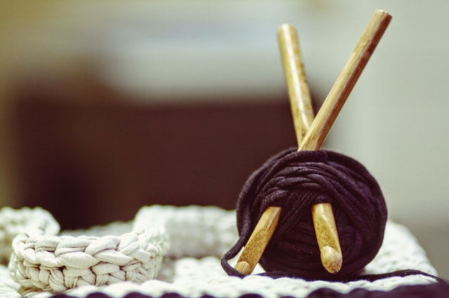 crocheting-yarn-diy-knitting-162499.jpeg
