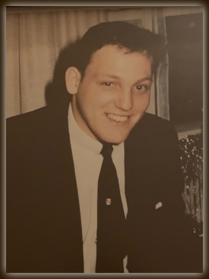louis Muniz.jpg