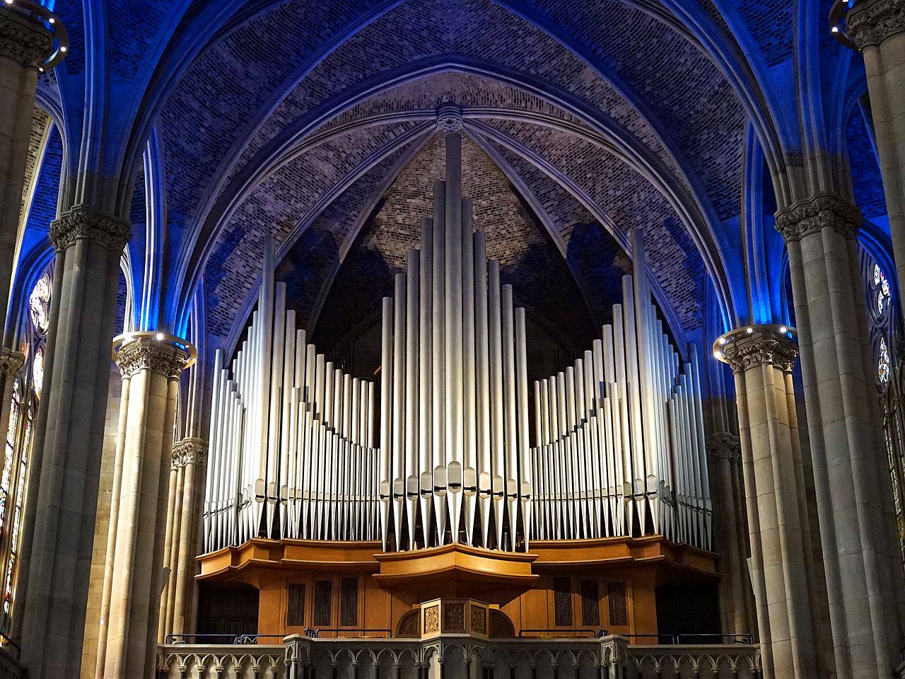 Church Organ.jpg