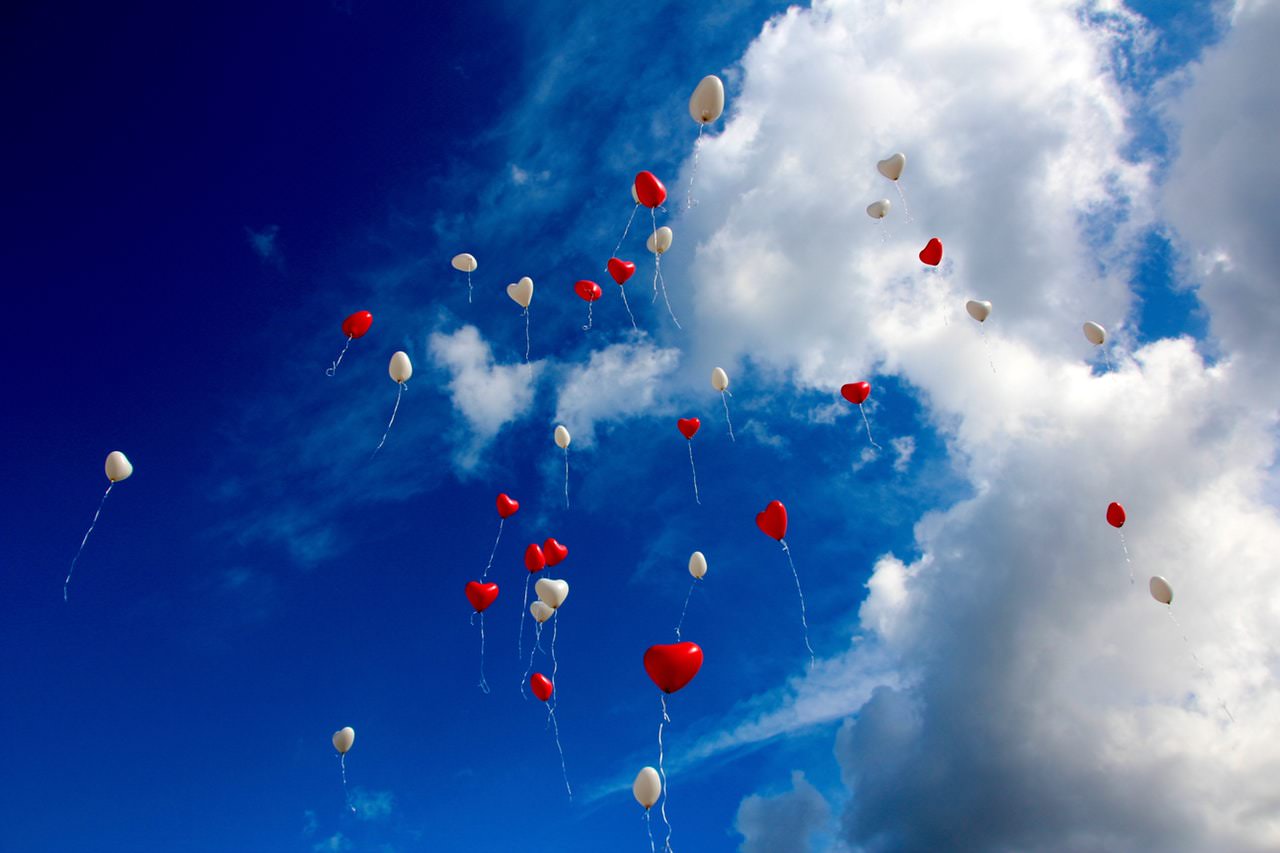 Balloons_in_Air.jpg