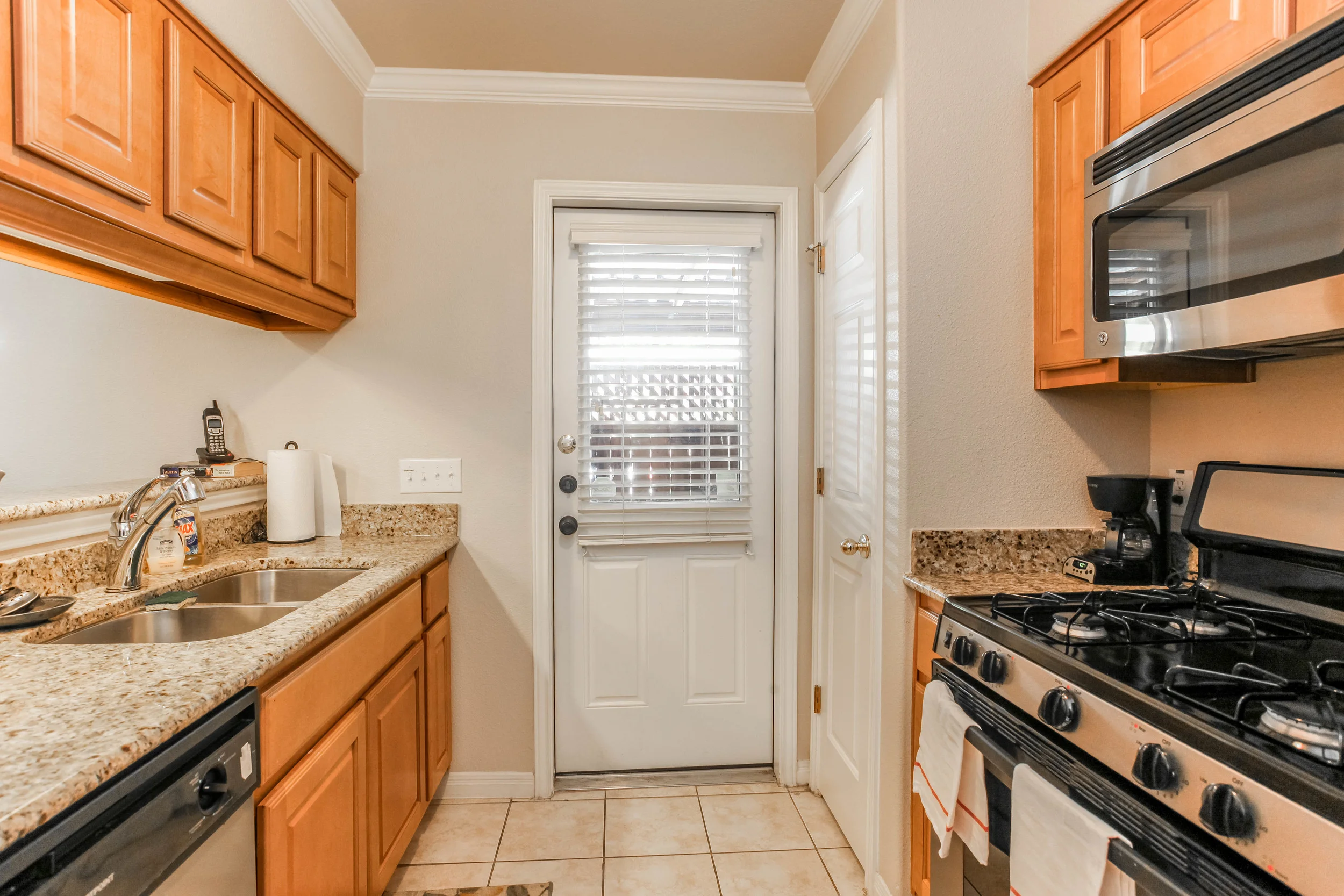 1500 Eastside Drive 106-17.jpg