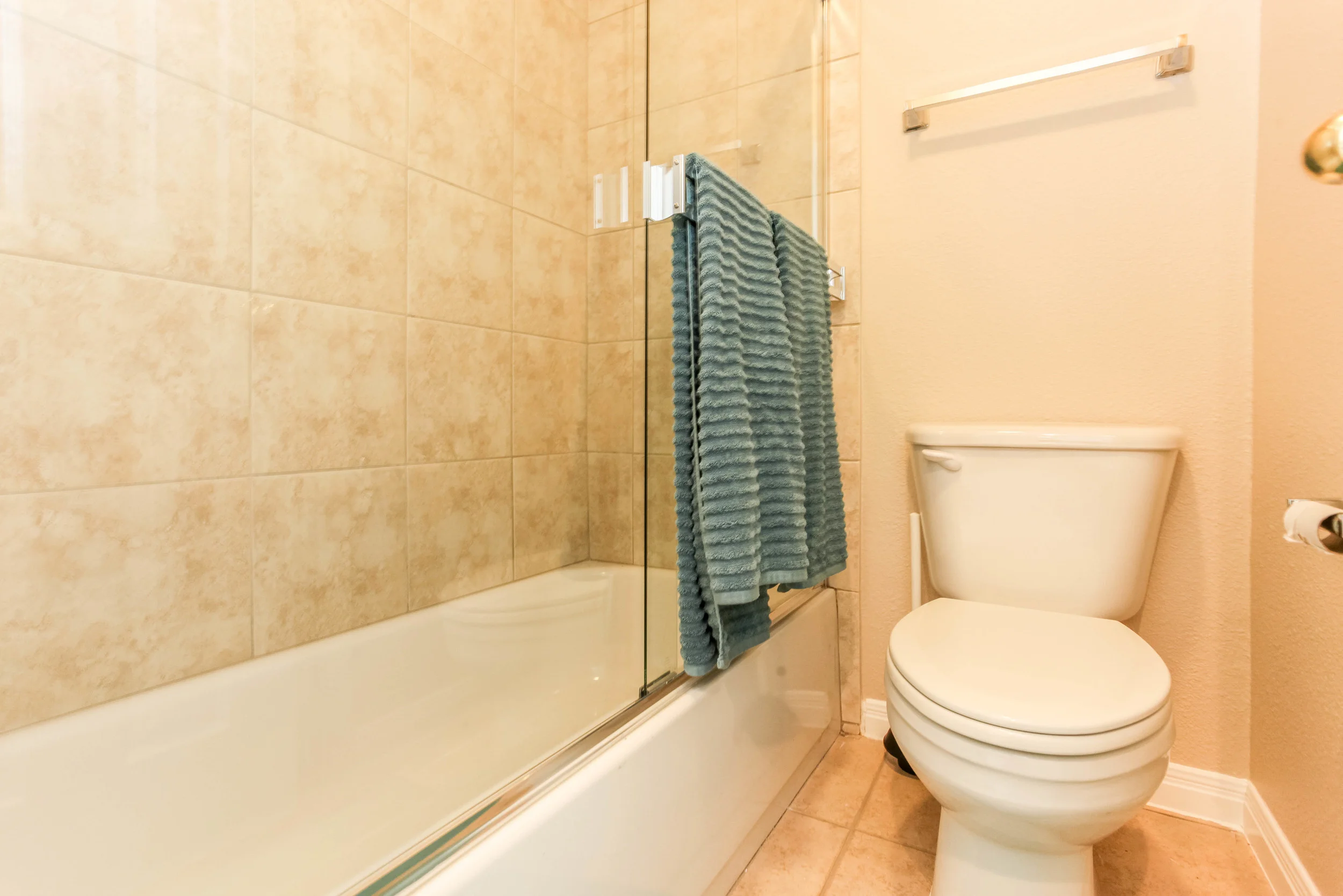 1500 Eastside Drive 116-4.jpg