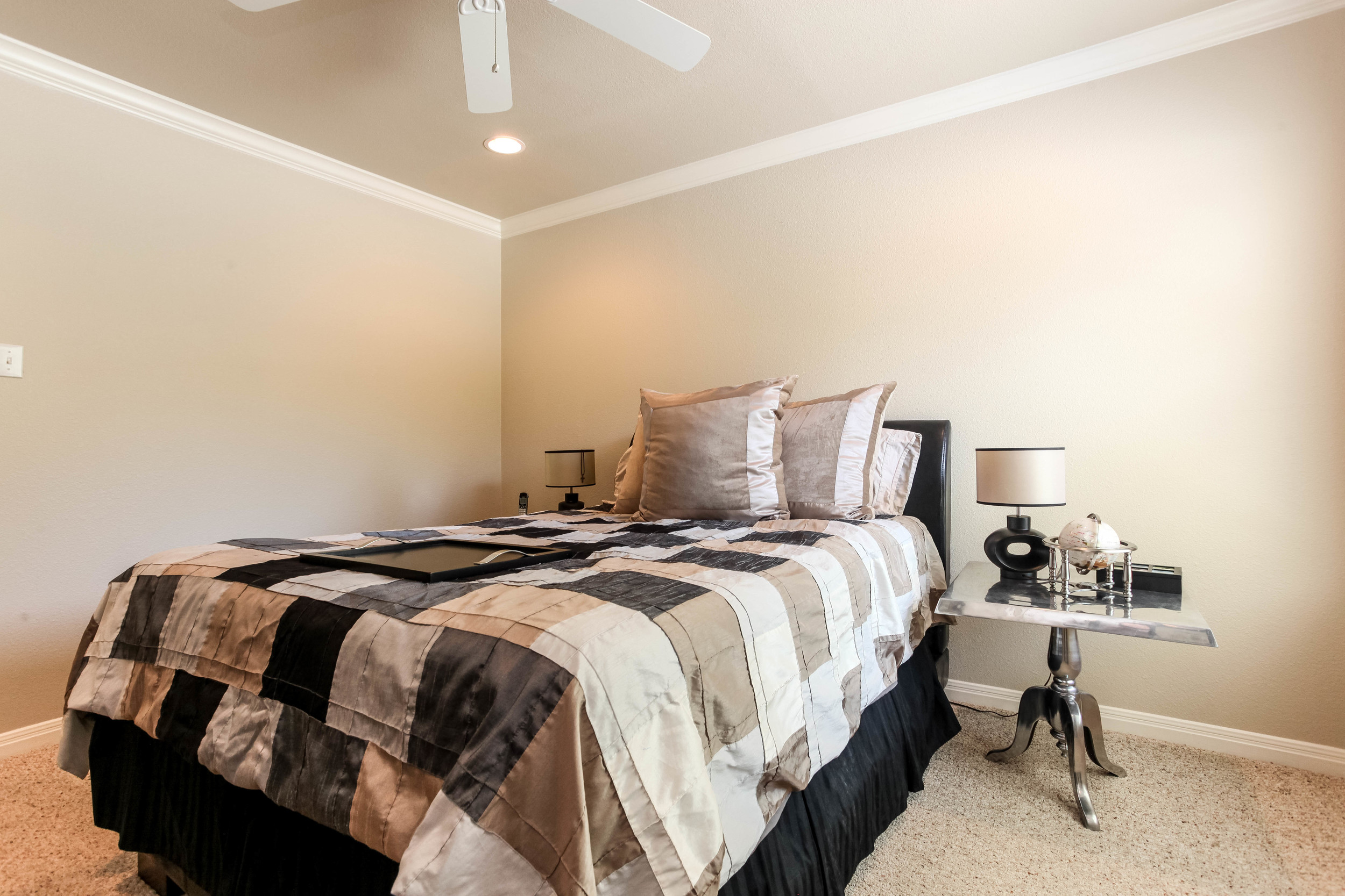 1500 Eastside Drive 118-2.jpg