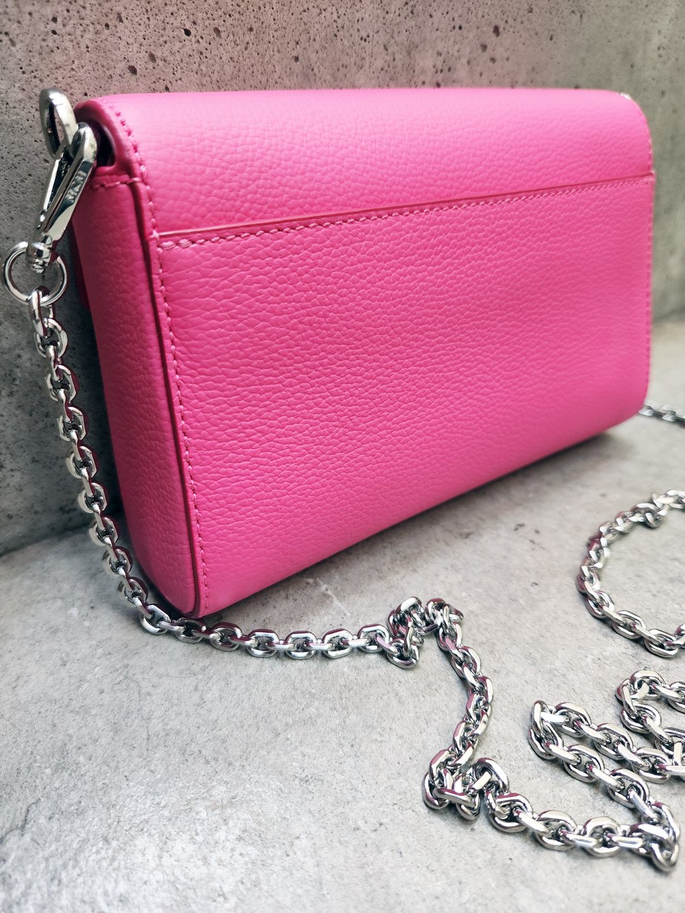 Leather crossbody bag MCM Pink in Leather - 31853293