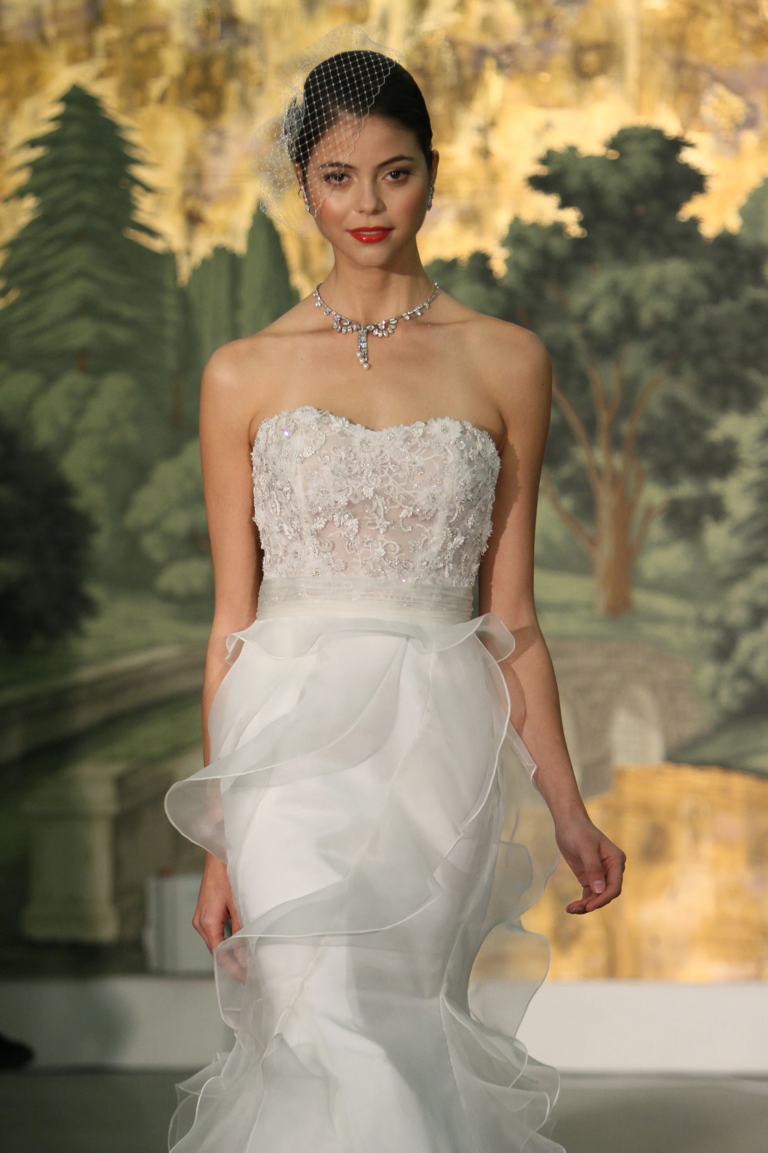 Fashion Report: April Bridal Fashion Week