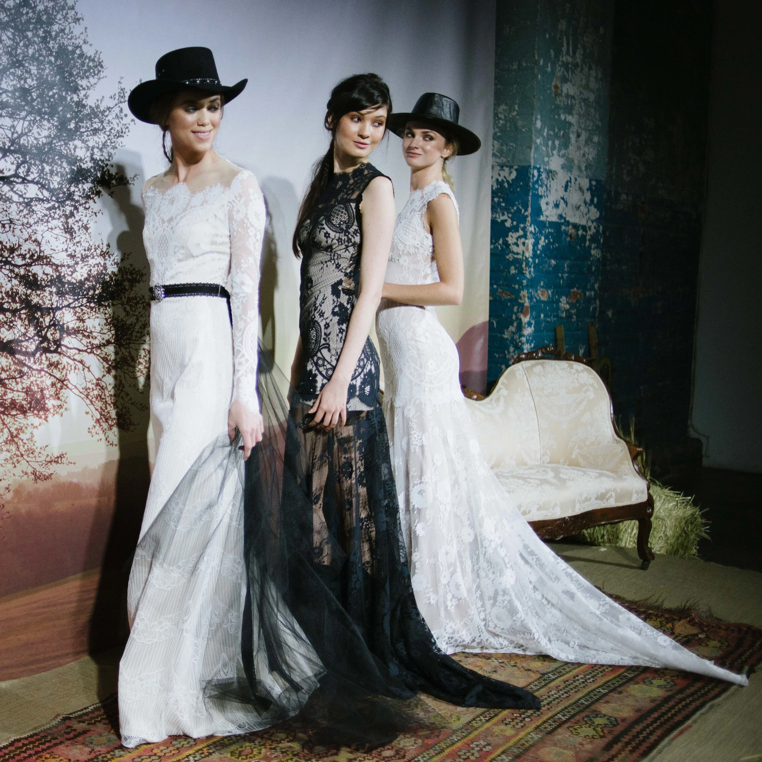 Claire Pettibone Romantique