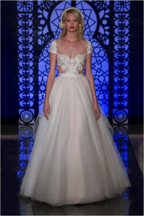 Reem Acra Trunk Show!