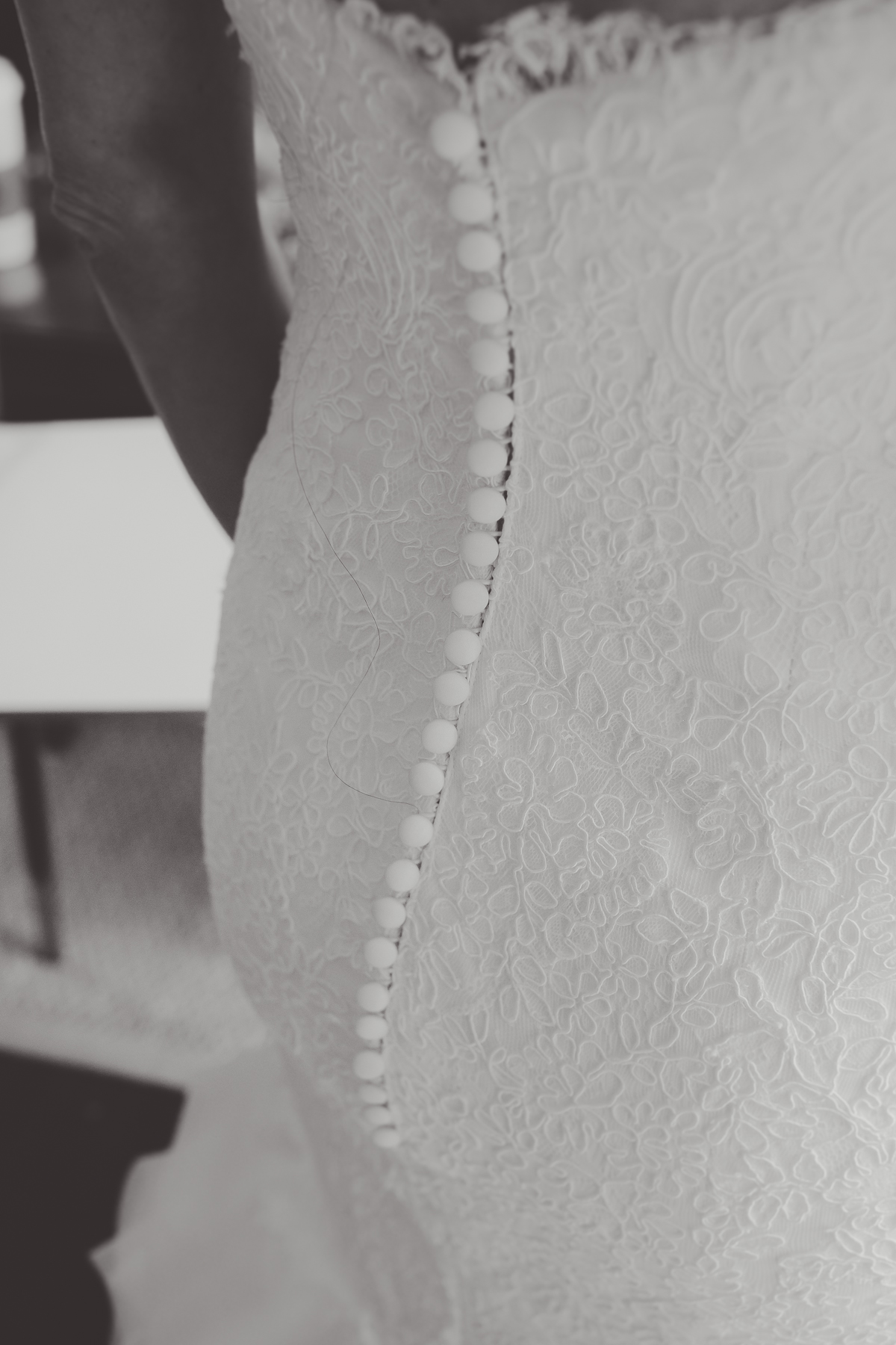 Aspen Art Museum Wedding | Wedding Dress from Little White Dress in Denver | Amy Bluestar Photography