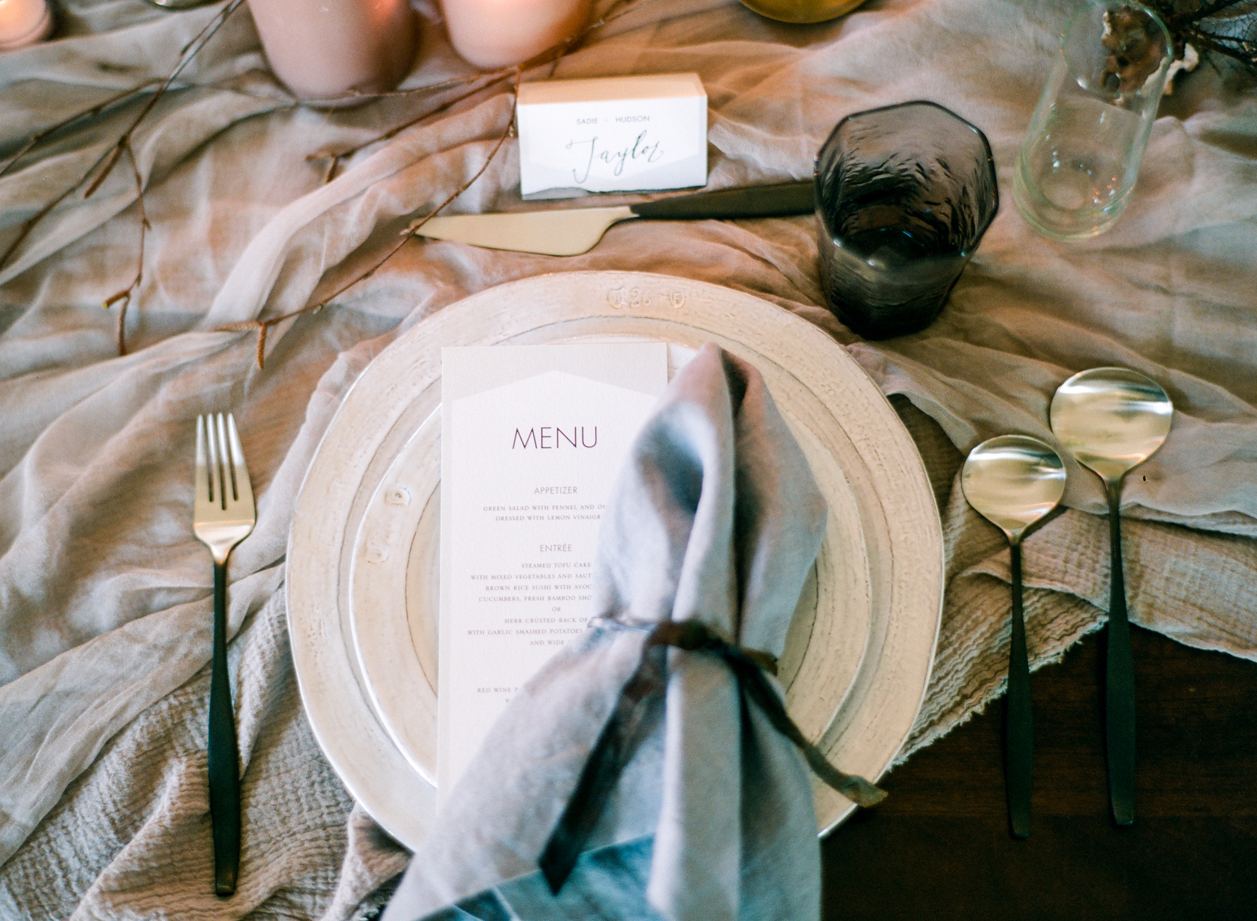 Modern_Organic_Denver_Wedding_Inspiration_by_Connie_Whitlock_192.jpg