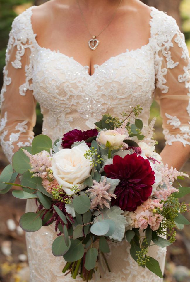 Ashleigh + Rick | Matthew Christopher "Kingsley" gown | Love Veils custom veil | Twigs & Honey headpiece | Caroline Colvin Photography