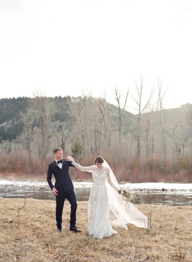 Laurie Arons 2016 Wedding Planner Masterclass | "Palma" by Naeem Khan from Little White Dress Bridal Shop in Denver | Jose Villa Photography
